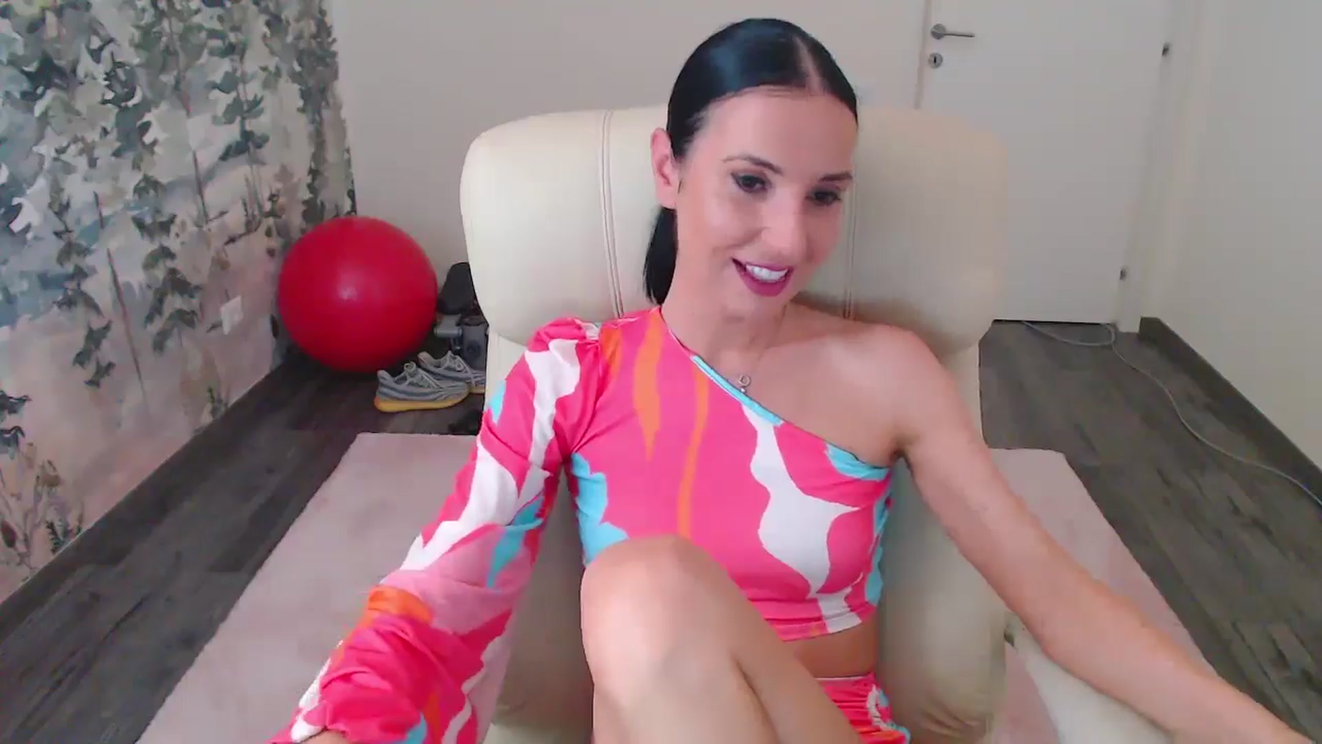 Gallery image thumbnail from NerdyDexter's myfreecams stream on, 06/08/2024, 13:06 image 13 of 20