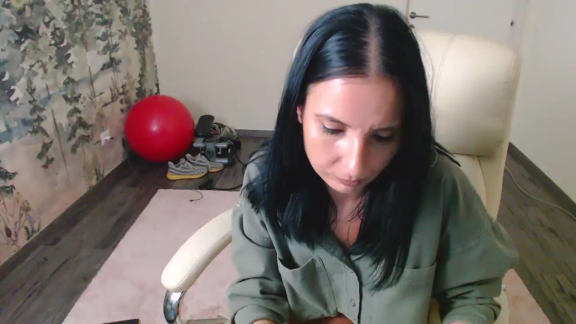 Gallery image thumbnail from NerdyDexter's myfreecams stream on, 06/11/2024, 18:40 image 8 of 20