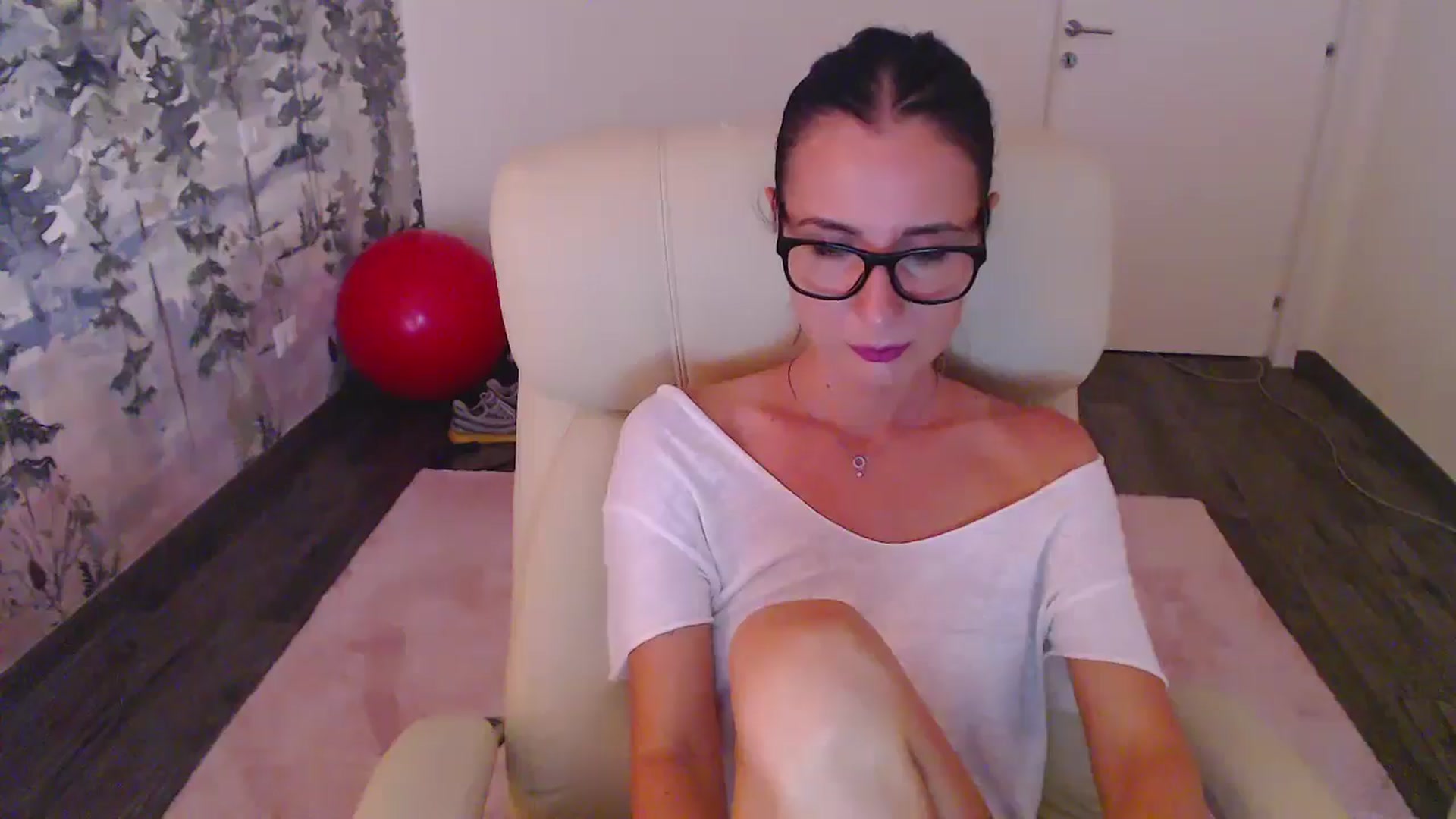 Gallery image thumbnail from NerdyDexter's myfreecams stream on, 06/18/2024, 18:09 image 15 of 20
