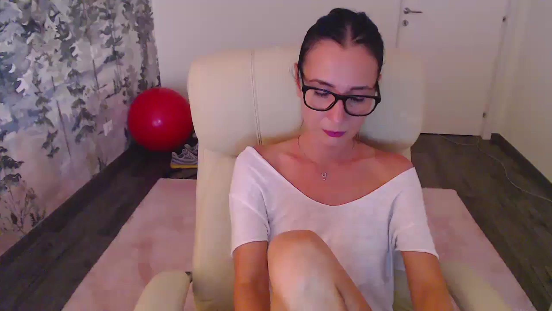 Gallery image thumbnail from NerdyDexter's myfreecams stream on, 06/18/2024, 18:09 image 14 of 20