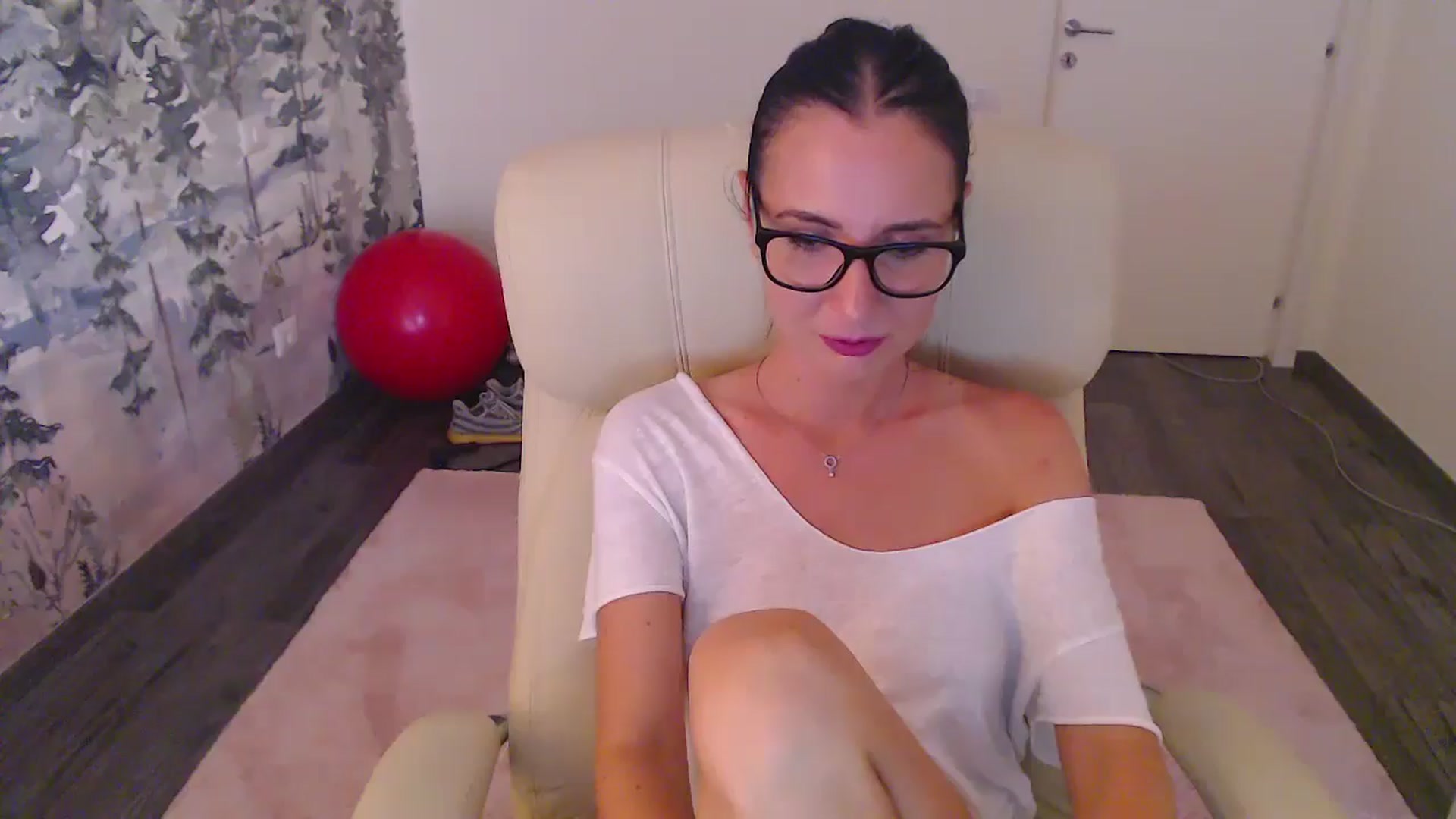 Gallery image thumbnail from NerdyDexter's myfreecams stream on, 06/18/2024, 18:09 image 13 of 20