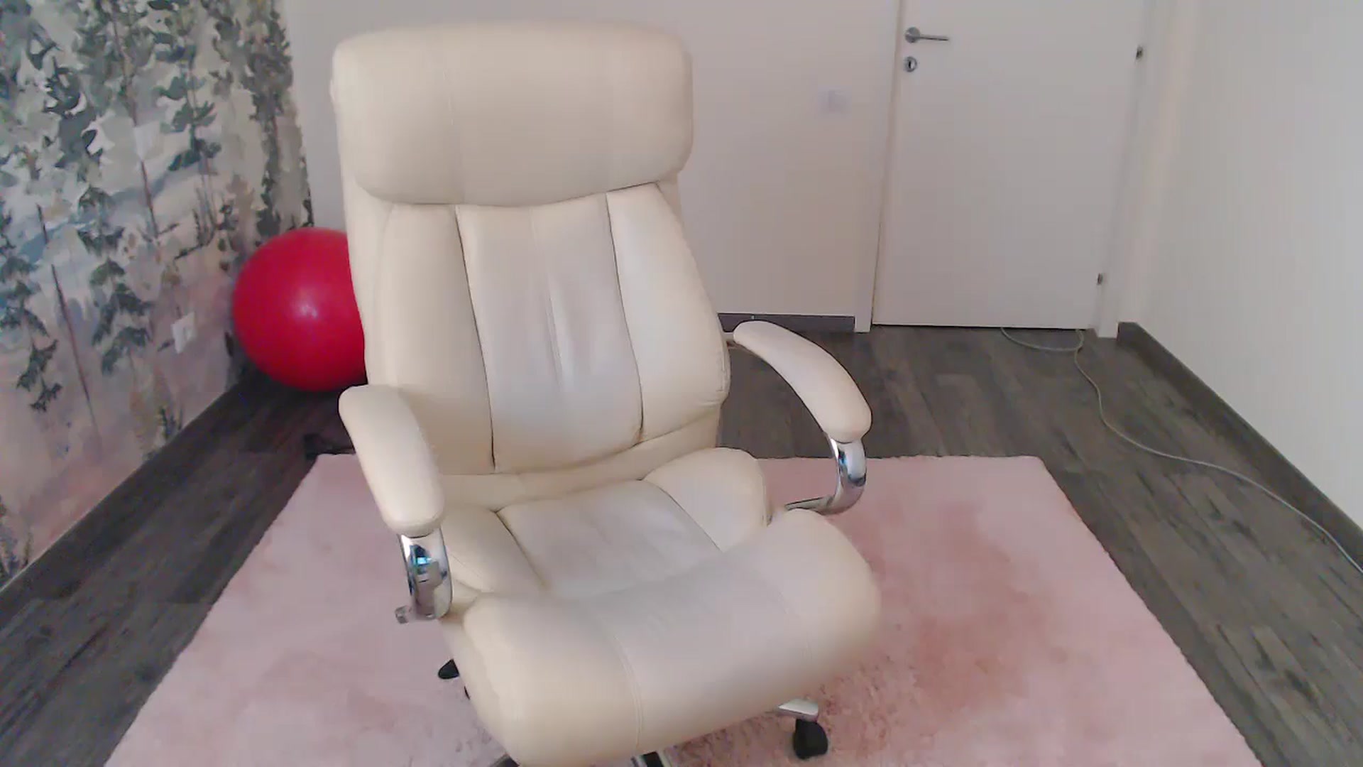 Gallery image thumbnail from NerdyDexter's myfreecams stream on, 07/09/2024, 18:11 image 6 of 20