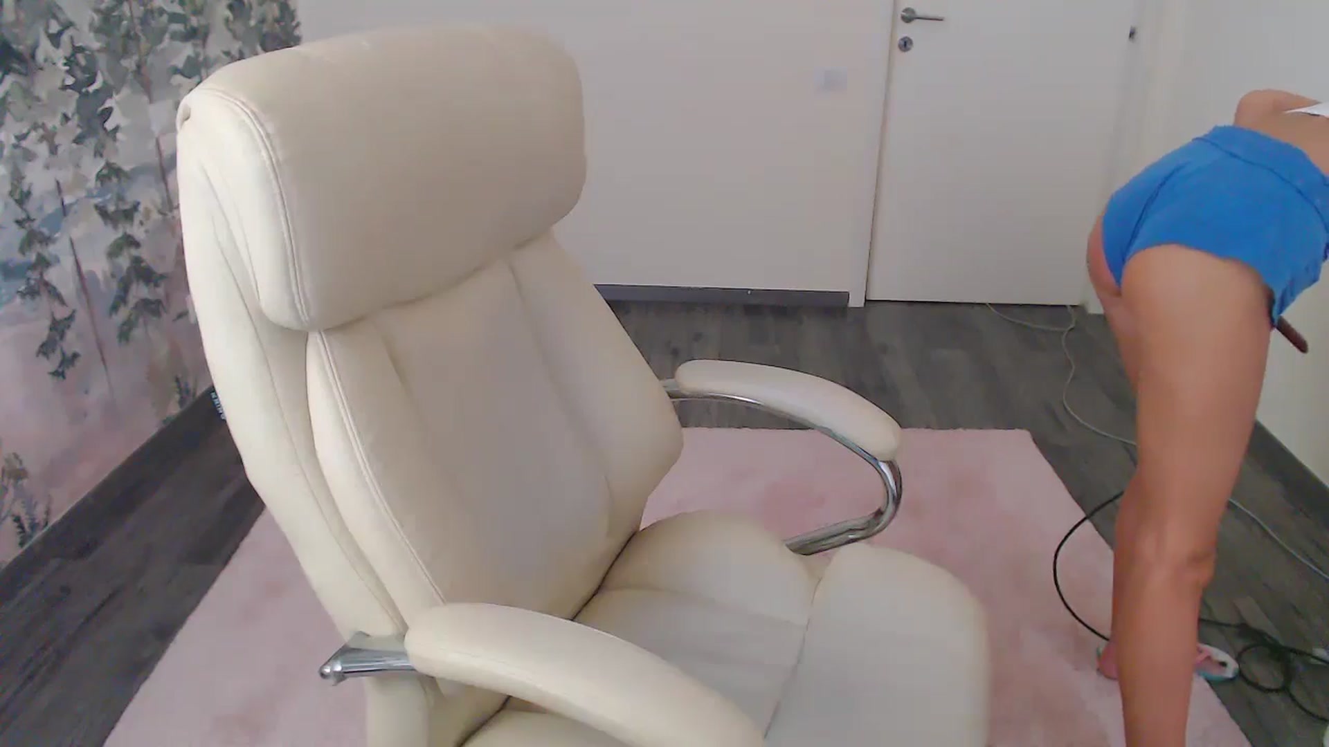 Gallery image thumbnail from NerdyDexter's myfreecams stream on, 07/19/2024, 17:30 image 2 of 20