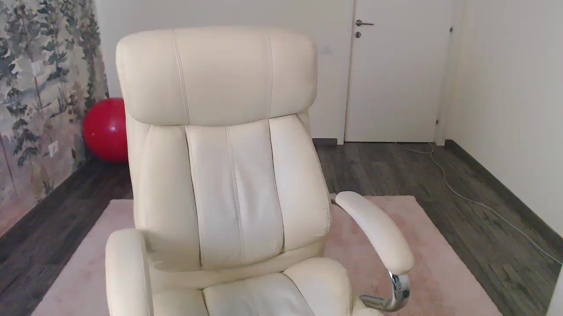 Gallery image thumbnail from NerdyDexter's myfreecams stream on, 07/26/2024, 18:42 image 7 of 20