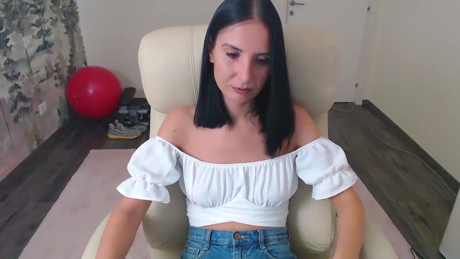 Gallery image thumbnail from NerdyDexter's myfreecams stream on, 07/31/2024, 17:31 image 5 of 20