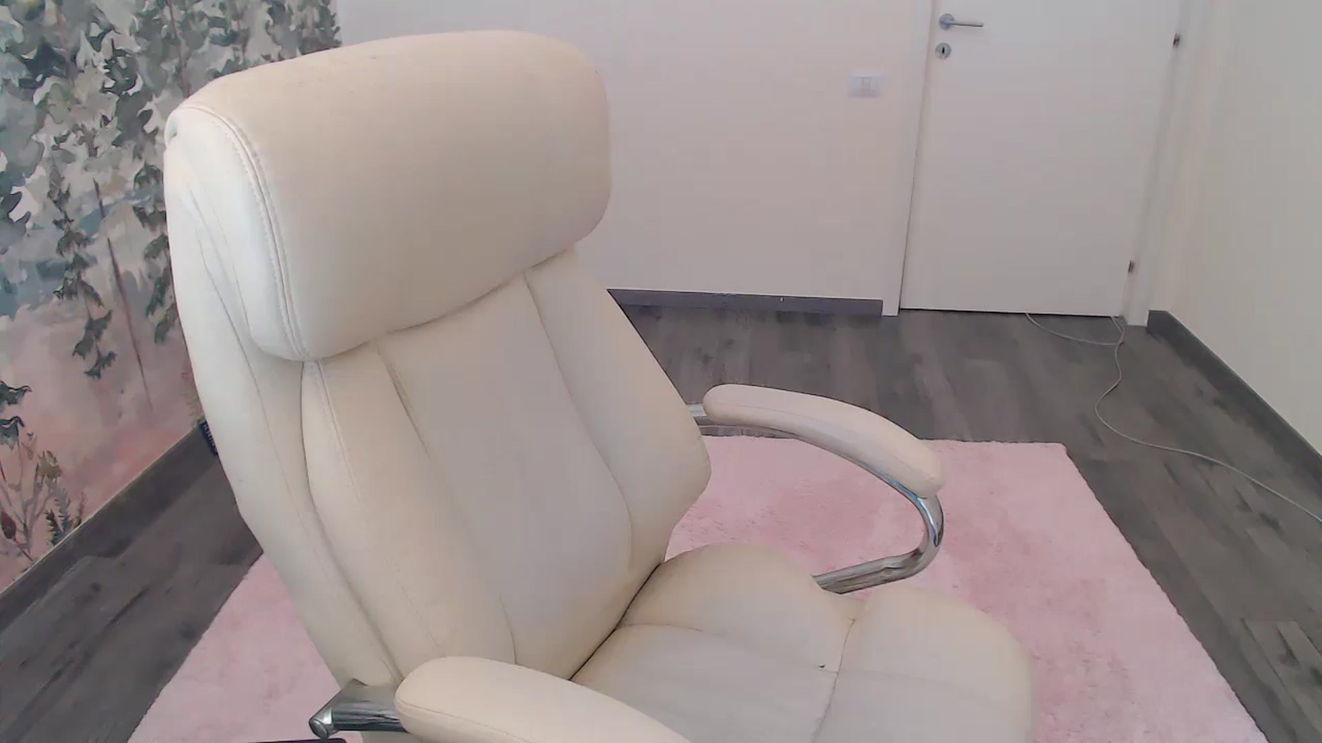 Gallery image thumbnail from NerdyDexter's myfreecams stream on, 08/17/2024, 09:31 image 1 of 20