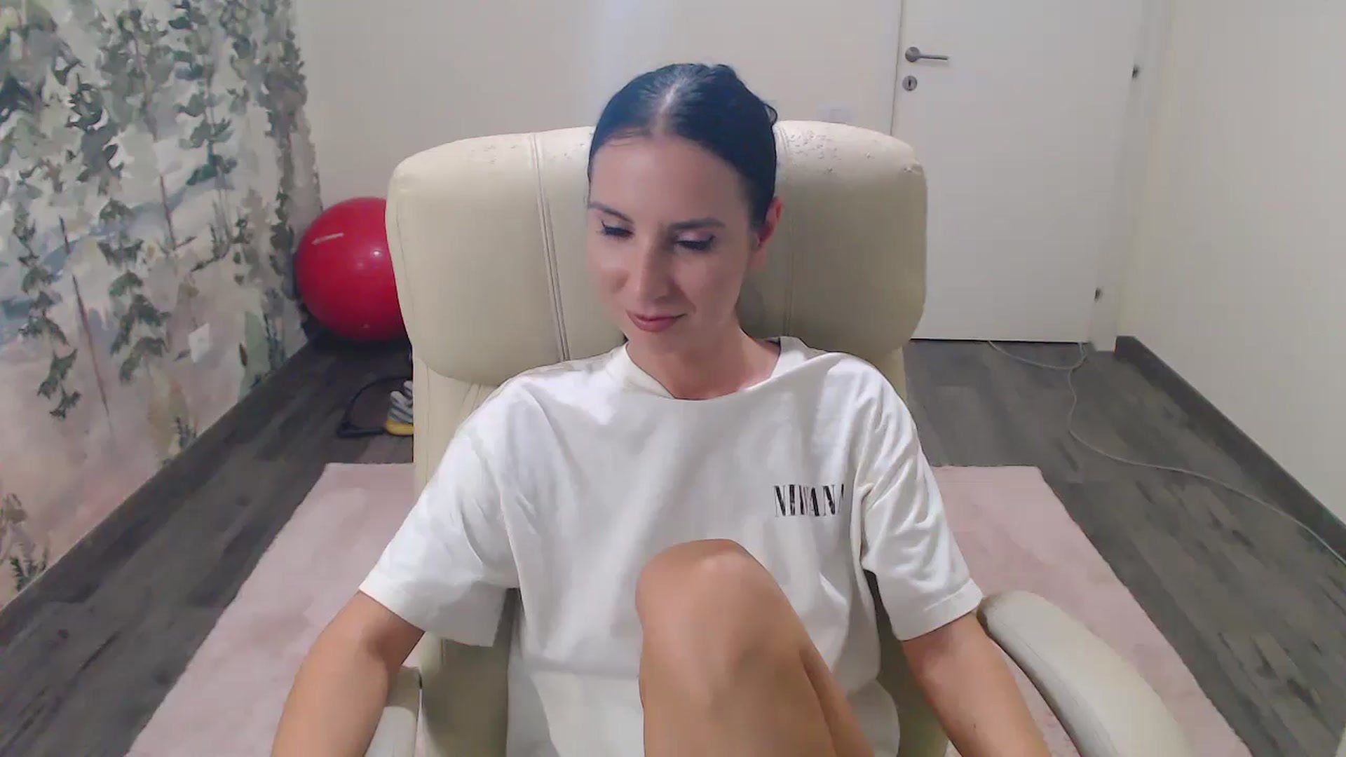 Gallery image thumbnail from NerdyDexter's myfreecams stream on, 08/22/2024, 18:48 image 12 of 20