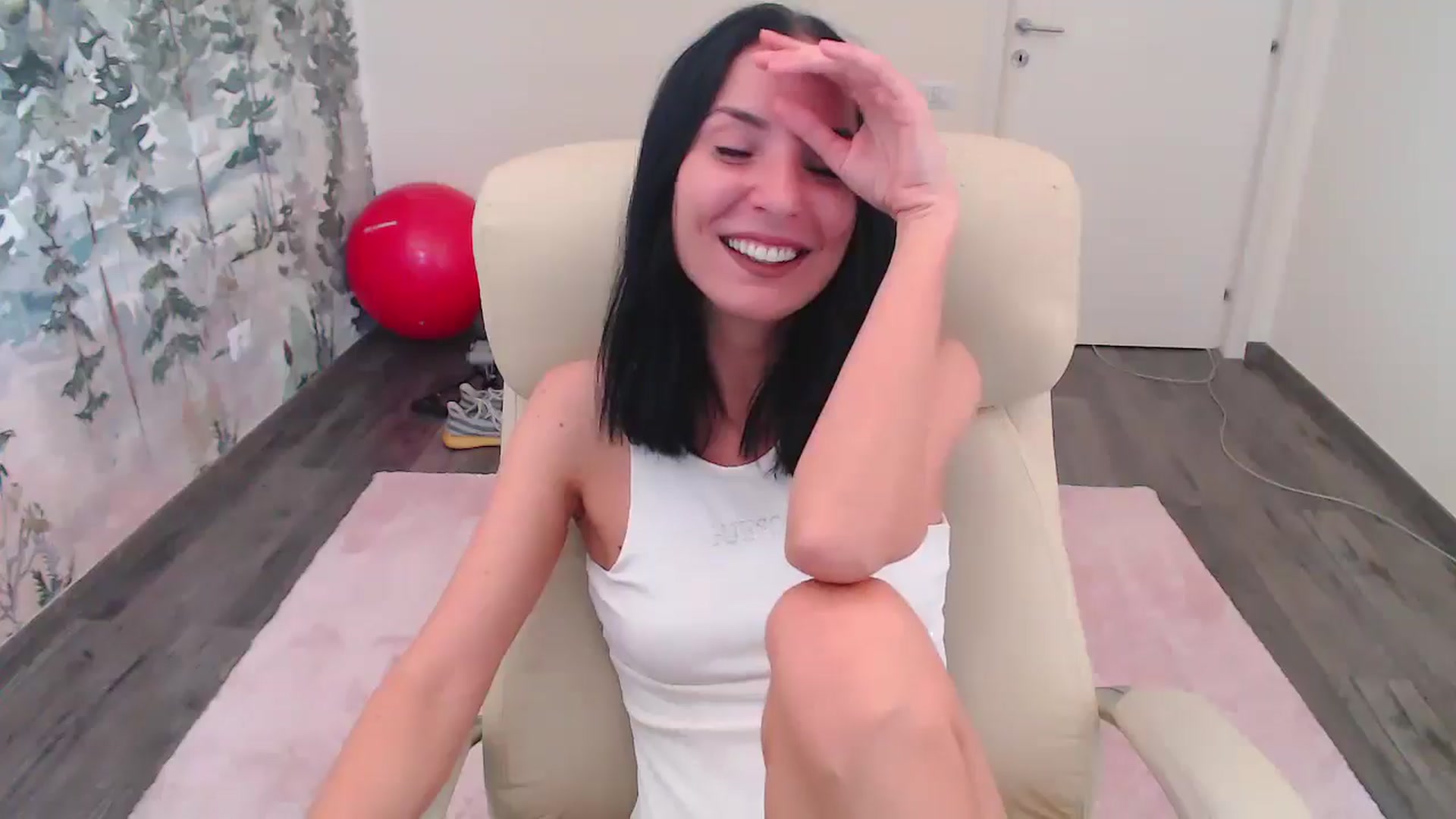 Gallery image thumbnail from NerdyDexter's myfreecams stream on, 08/31/2024, 12:01 image 9 of 20