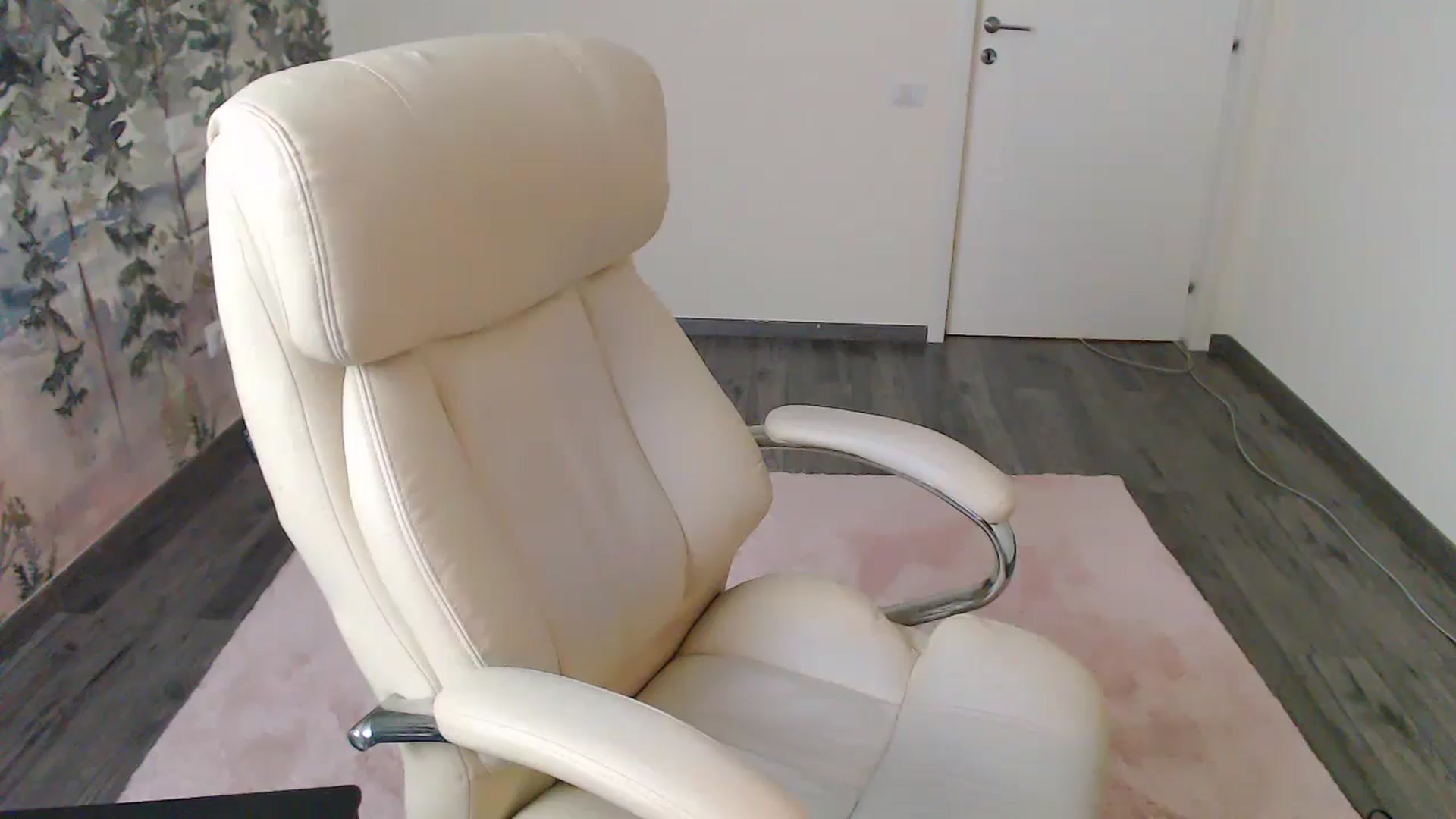 Gallery image thumbnail from NerdyDexter's myfreecams stream on, 09/10/2024, 16:45 image 12 of 20