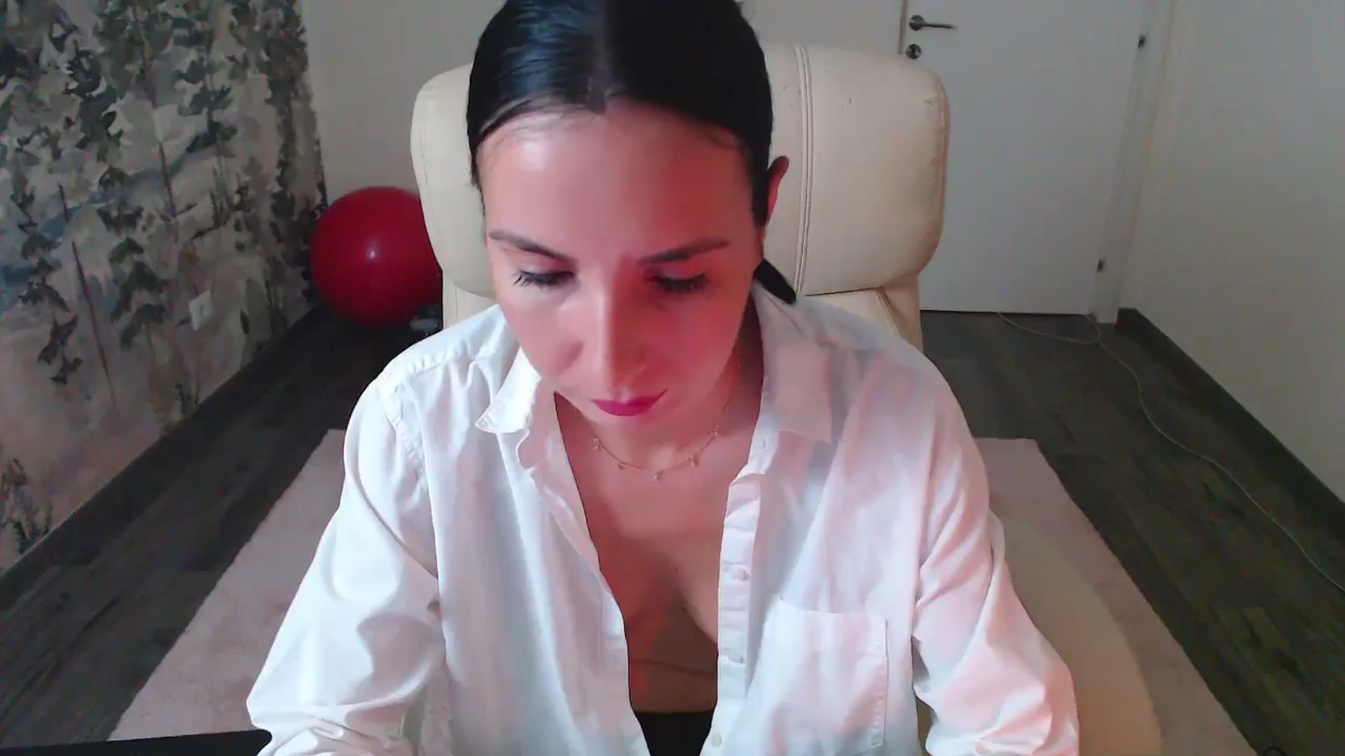 Gallery image thumbnail from NerdyDexter's myfreecams stream on, 09/10/2024, 16:45 image 13 of 20