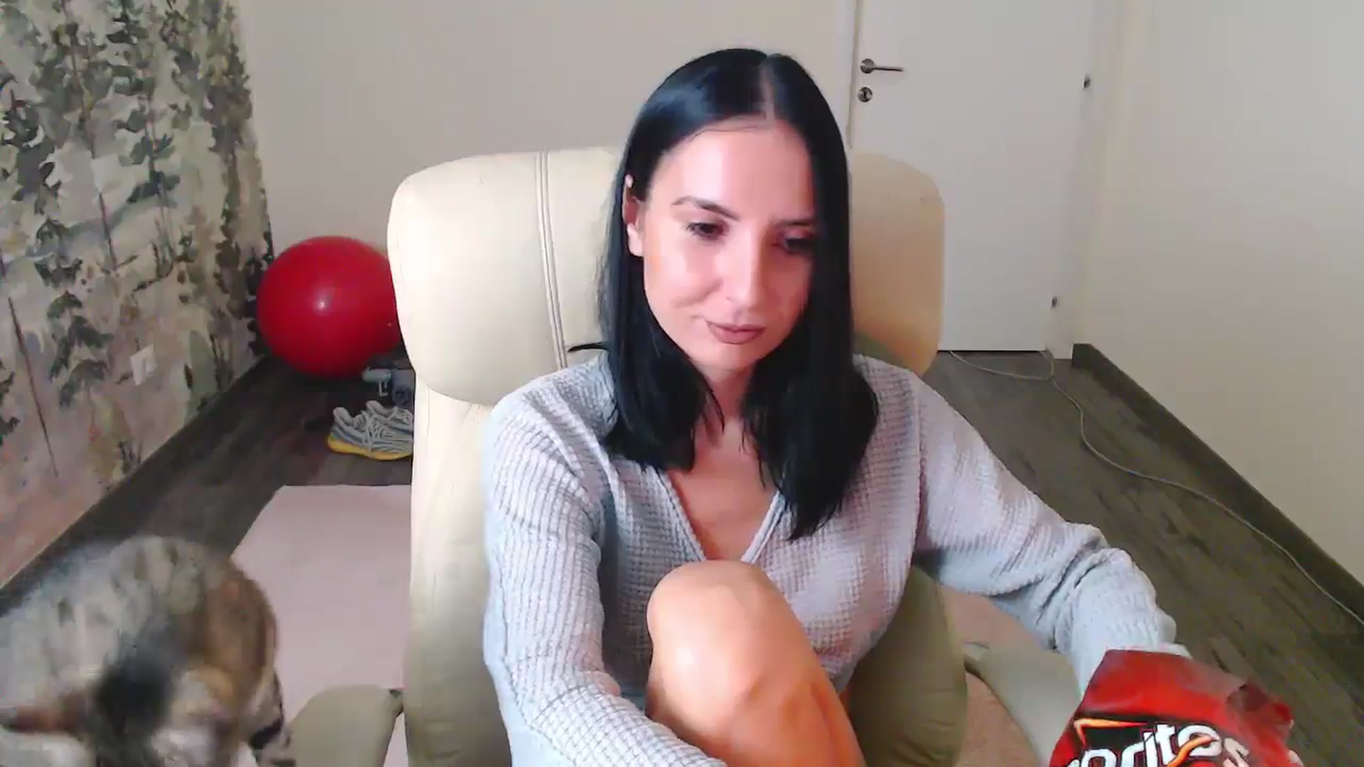 Gallery image thumbnail from NerdyDexter's myfreecams stream on, 09/17/2024, 18:58 image 11 of 20