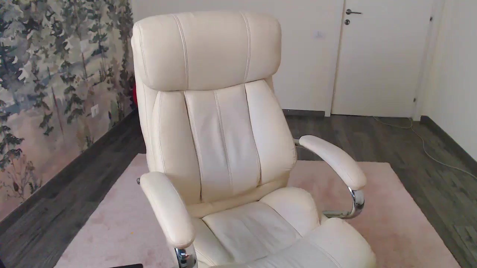 Gallery image thumbnail from NerdyDexter's myfreecams stream on, 09/23/2024, 17:36 image 17 of 20