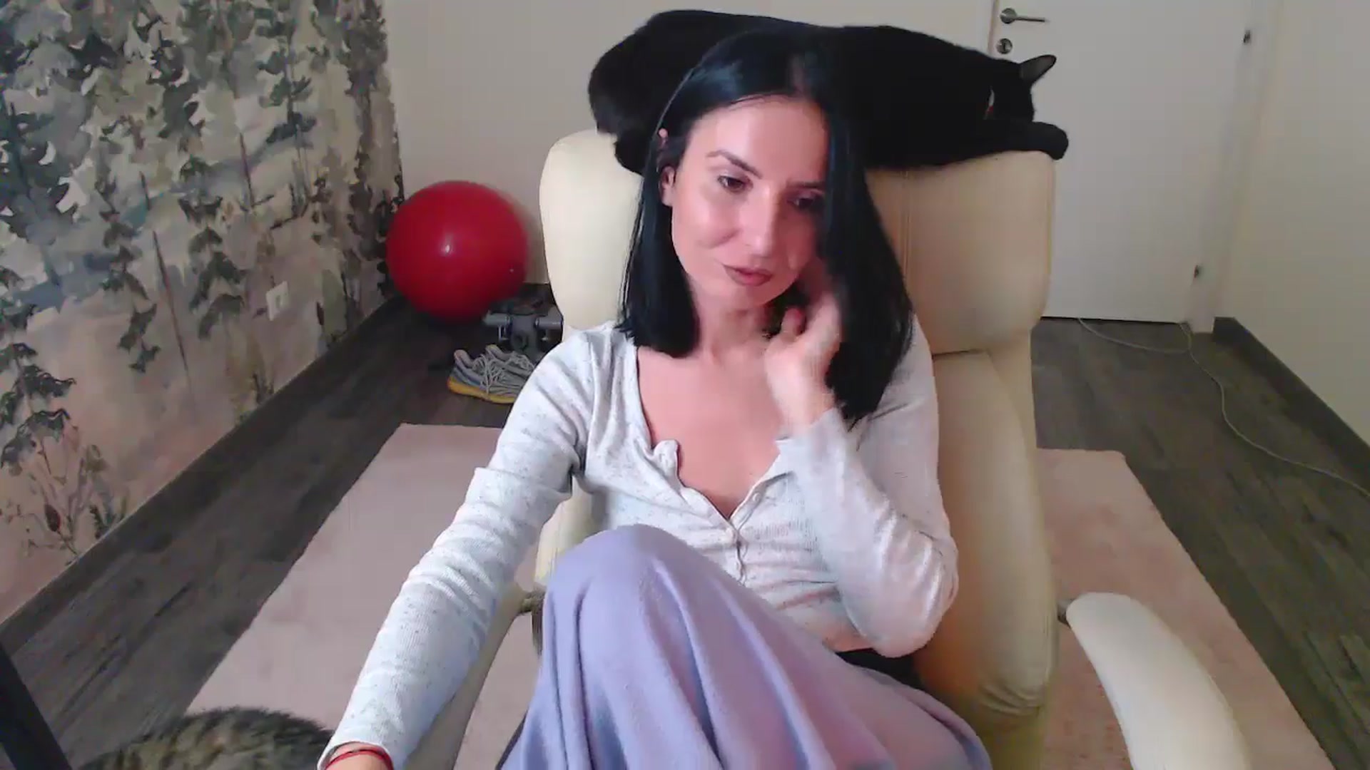 Gallery image thumbnail from NerdyDexter's myfreecams stream on, 09/23/2024, 19:02 image 16 of 20
