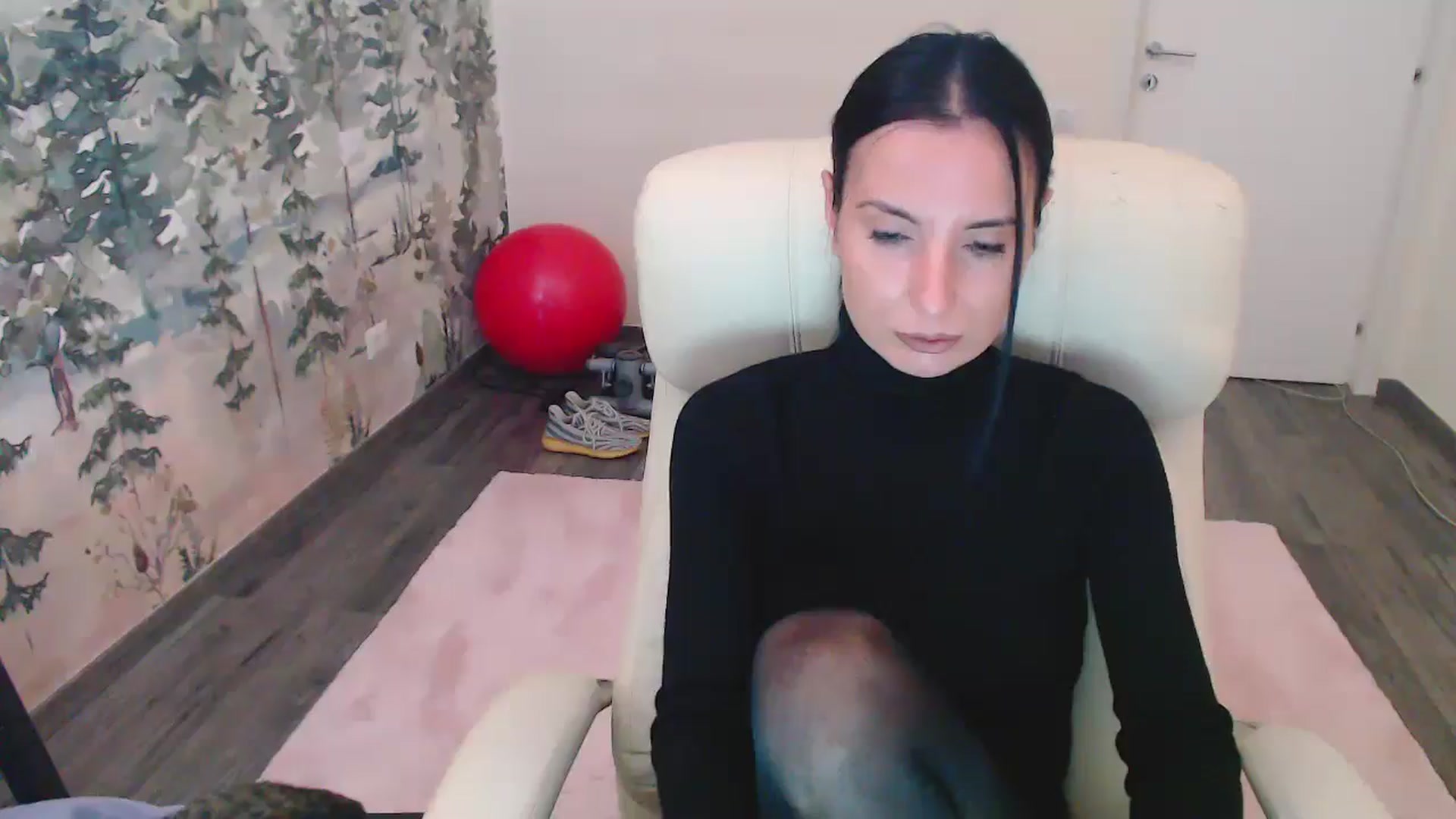 Gallery image thumbnail from NerdyDexter's myfreecams stream on, 10/10/2024, 08:16 image 6 of 20