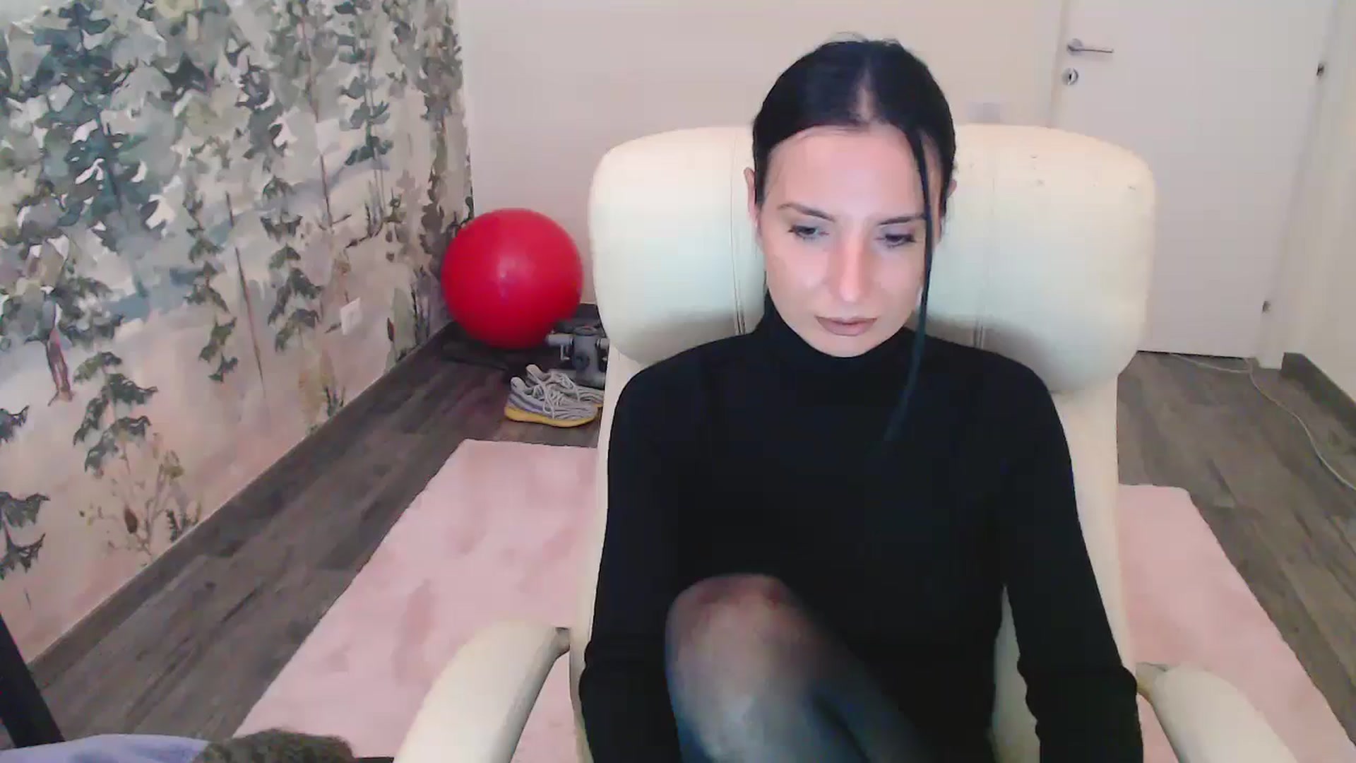 Gallery image thumbnail from NerdyDexter's myfreecams stream on, 10/10/2024, 08:16 image 10 of 20