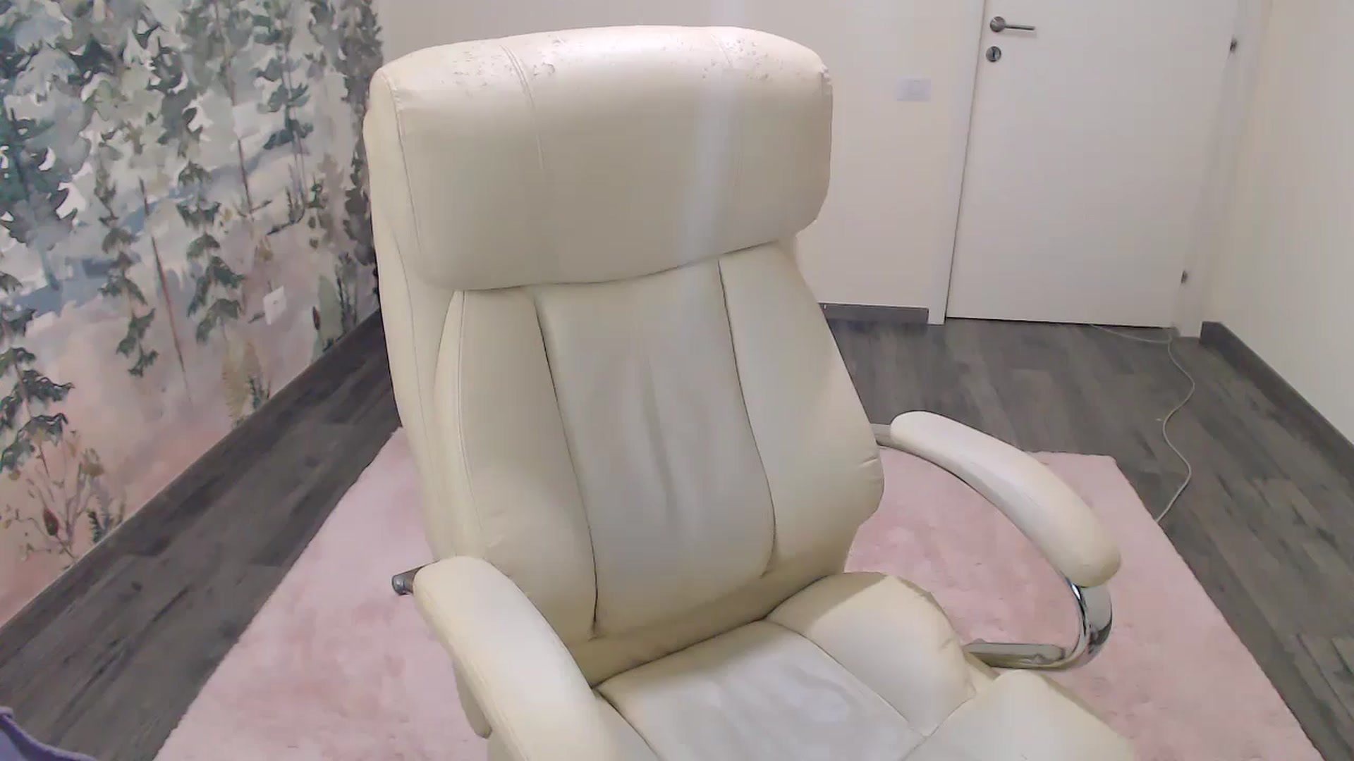 Gallery image thumbnail from NerdyDexter's myfreecams stream on, 11/01/2024, 19:27 image 6 of 20