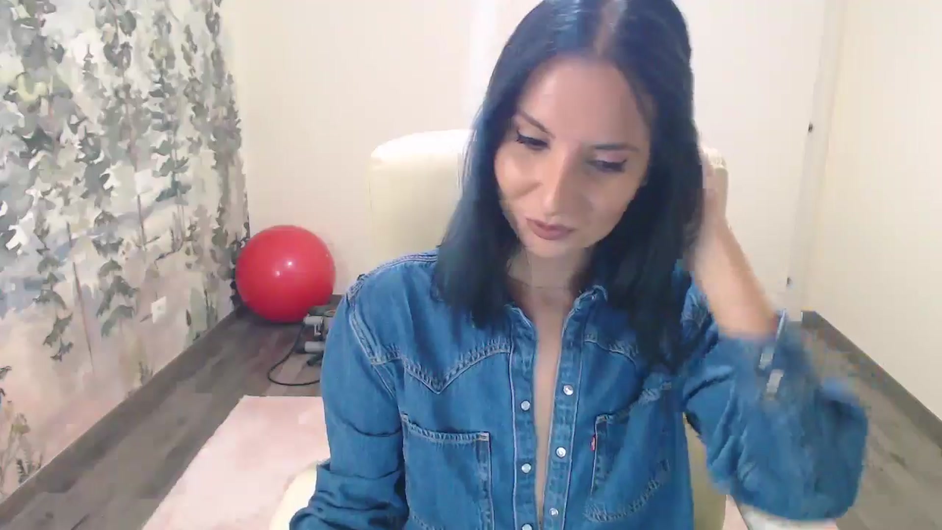 Gallery image thumbnail from NerdyDexter's myfreecams stream on, 11/01/2024, 19:27 image 19 of 20
