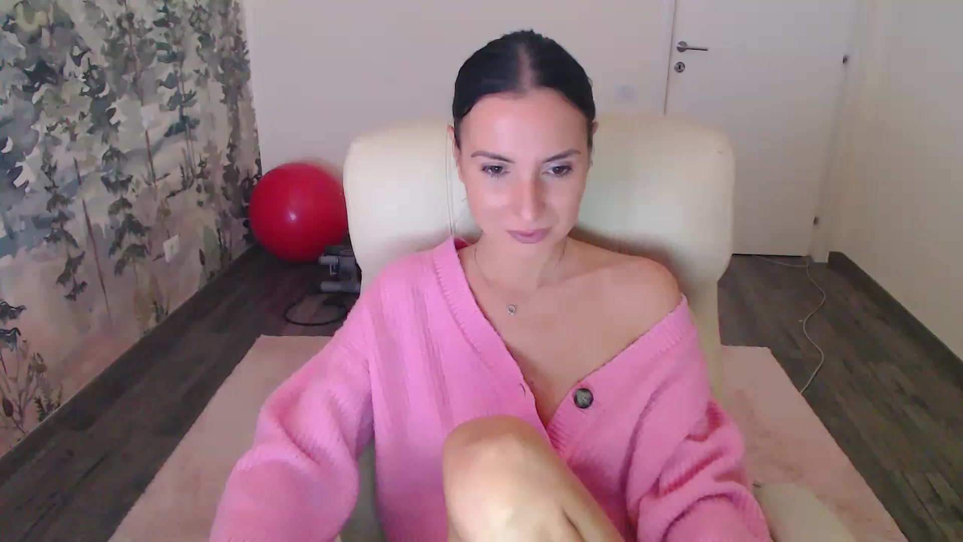 Gallery image thumbnail from NerdyDexter's myfreecams stream on, 11/03/2024, 11:32 image 1 of 20