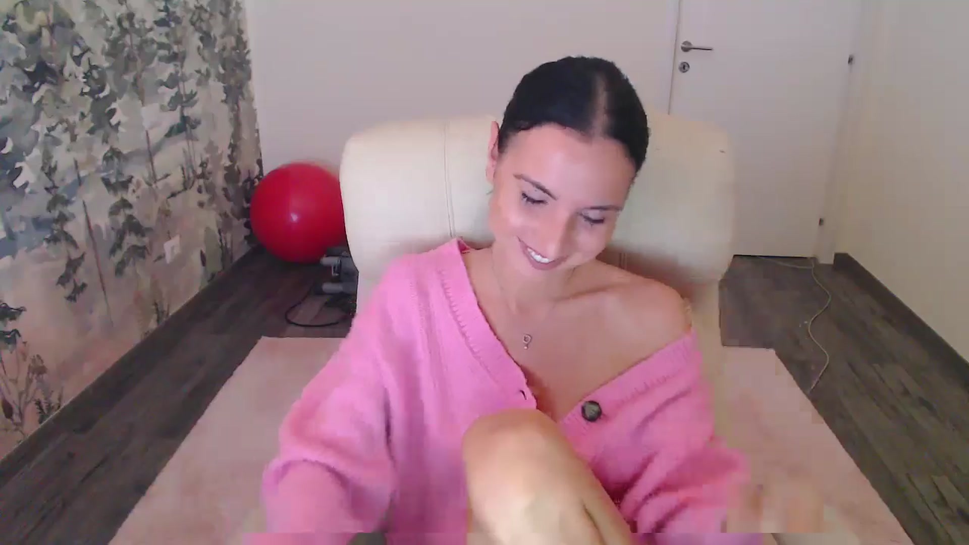 Gallery image thumbnail from NerdyDexter's myfreecams stream on, 11/03/2024, 11:32 image 4 of 20