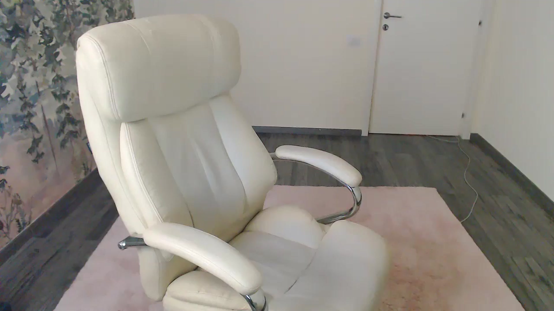 Gallery image thumbnail from NerdyDexter's myfreecams stream on, 11/12/2024, 19:47 image 12 of 20