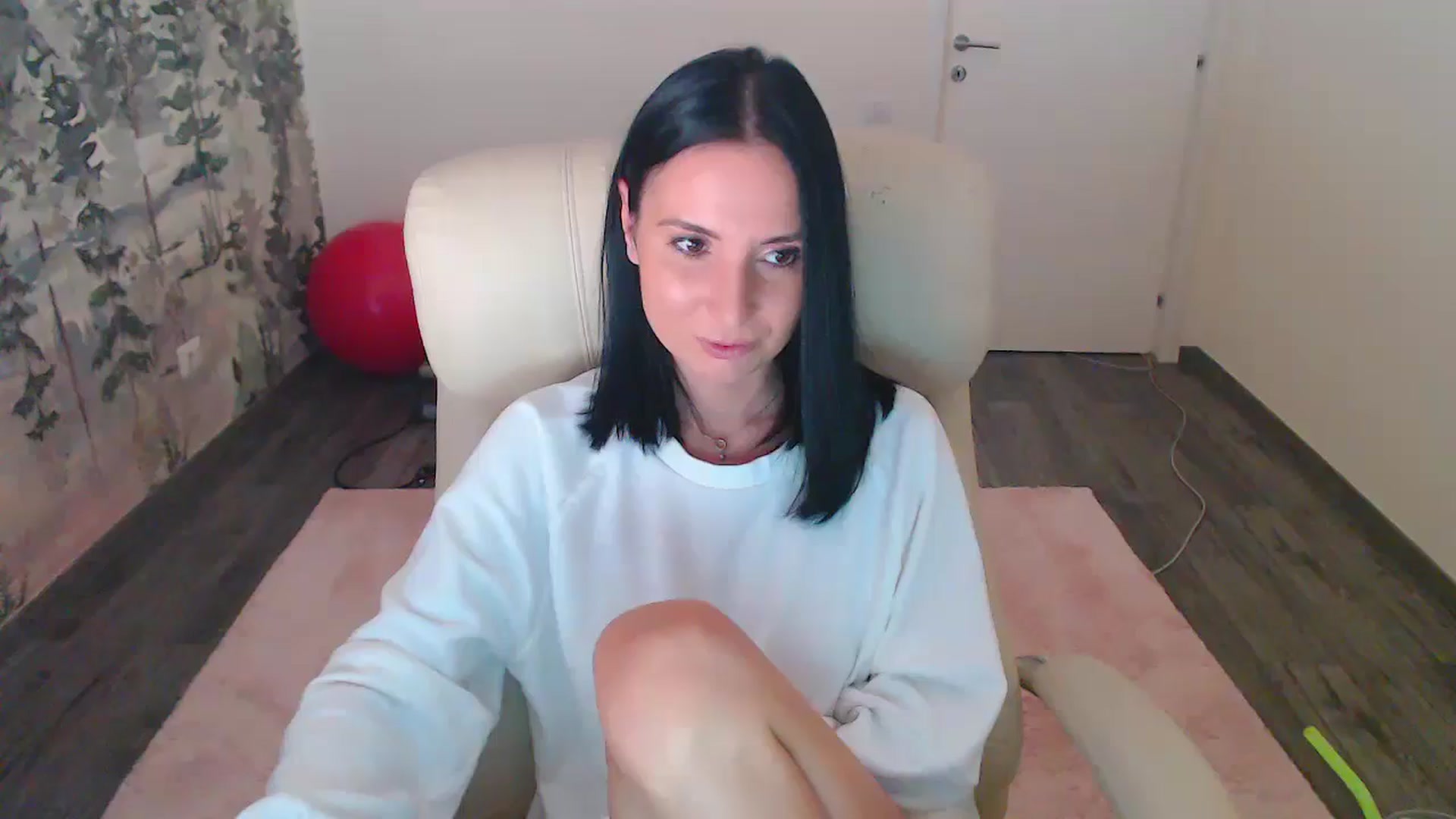 Gallery image thumbnail from NerdyDexter's myfreecams stream on, 11/19/2024, 14:04 image 1 of 20