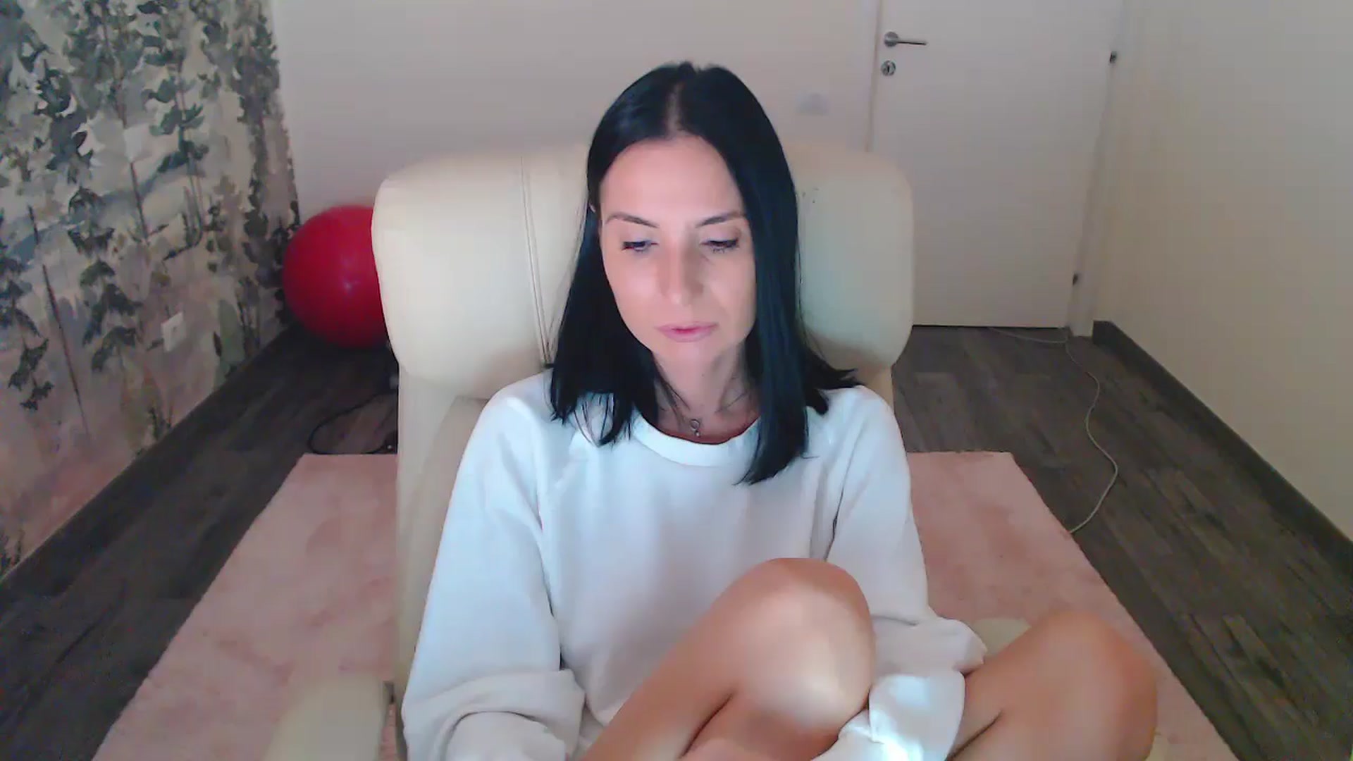 Gallery image thumbnail from NerdyDexter's myfreecams stream on, 11/19/2024, 14:04 image 12 of 20
