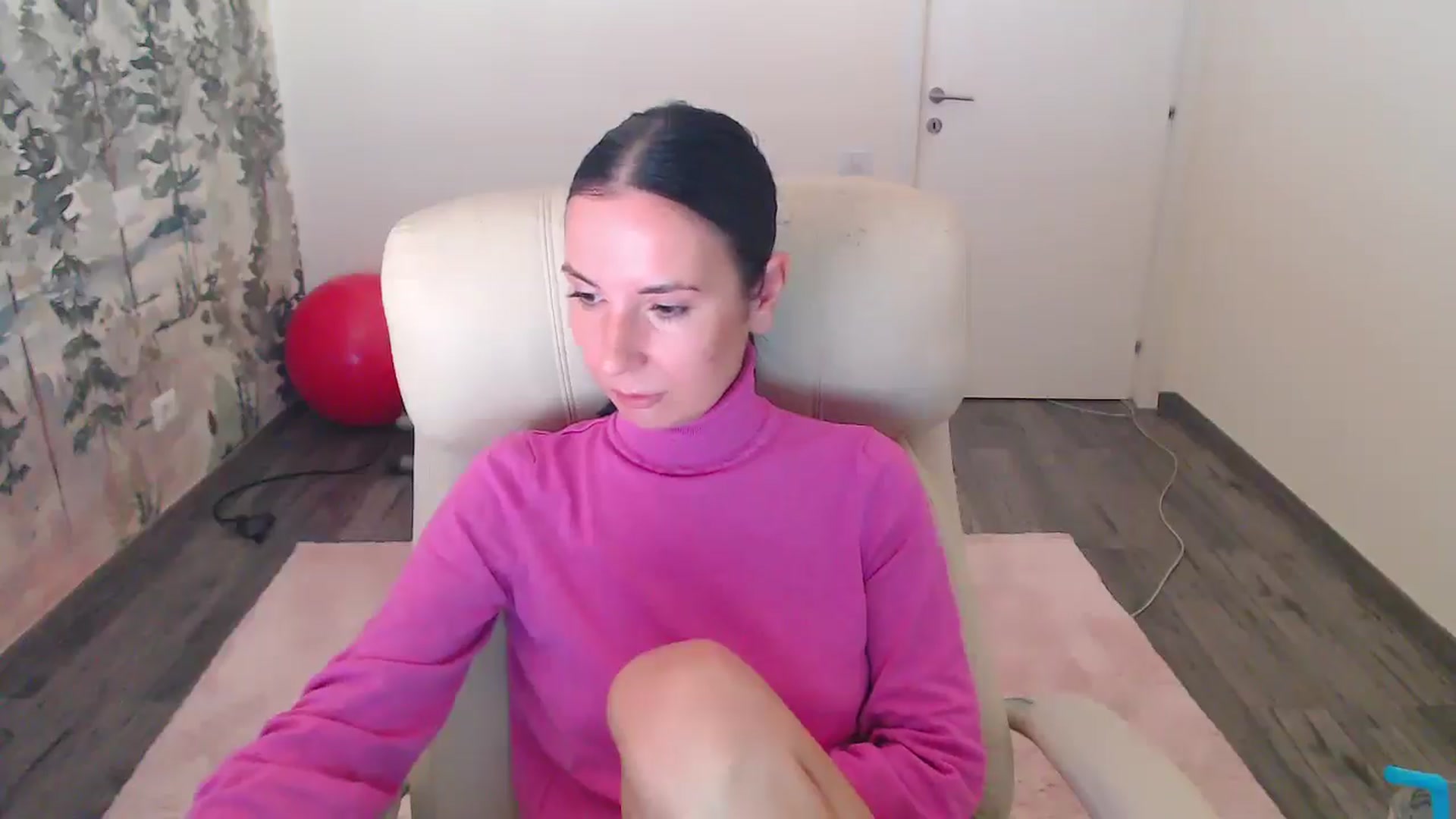 Gallery image thumbnail from NerdyDexter's myfreecams stream on, 11/26/2024, 12:54 image 12 of 20
