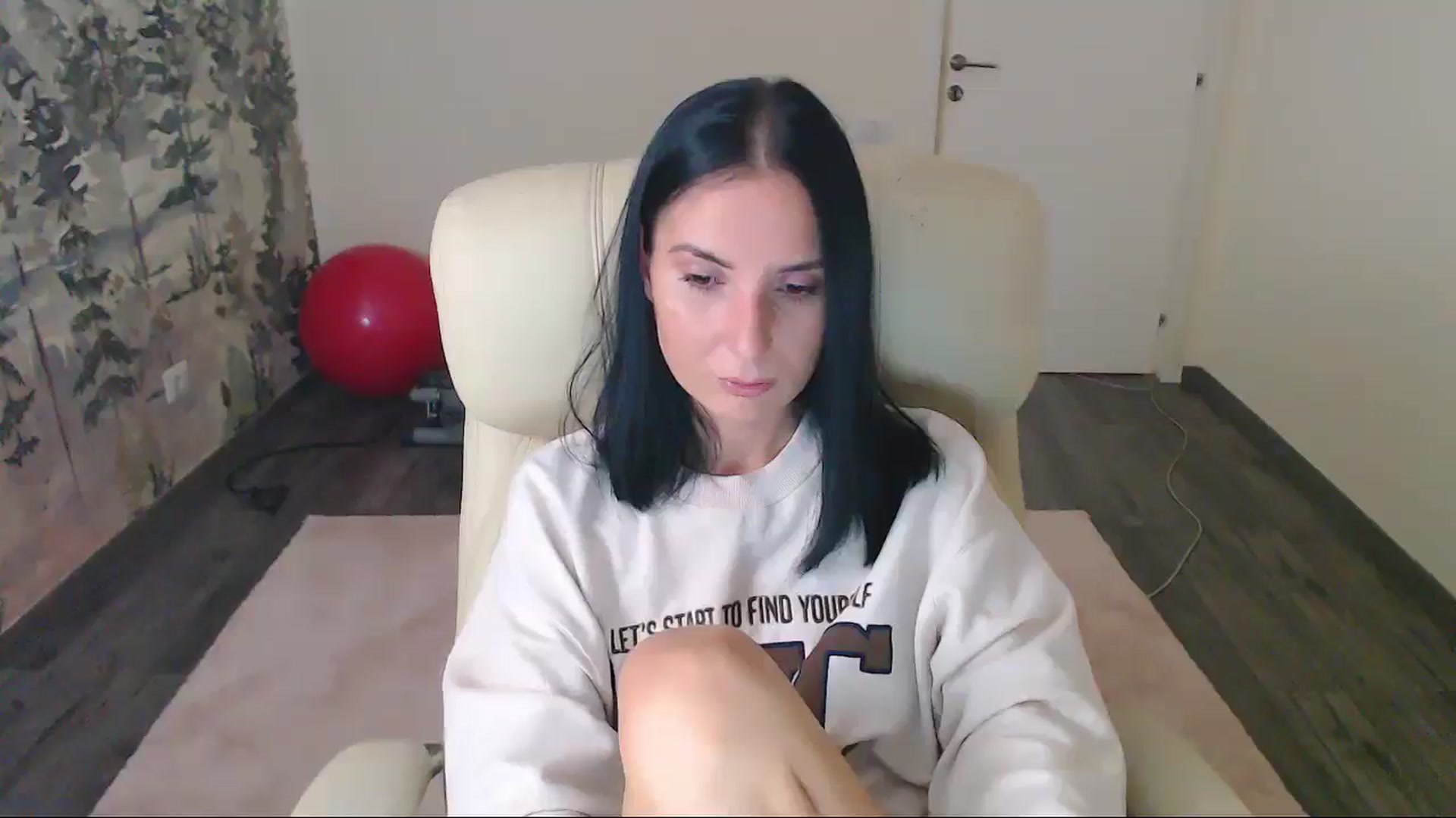 Gallery image thumbnail from NerdyDexter's myfreecams stream on, 12/02/2024, 19:56 image 2 of 20