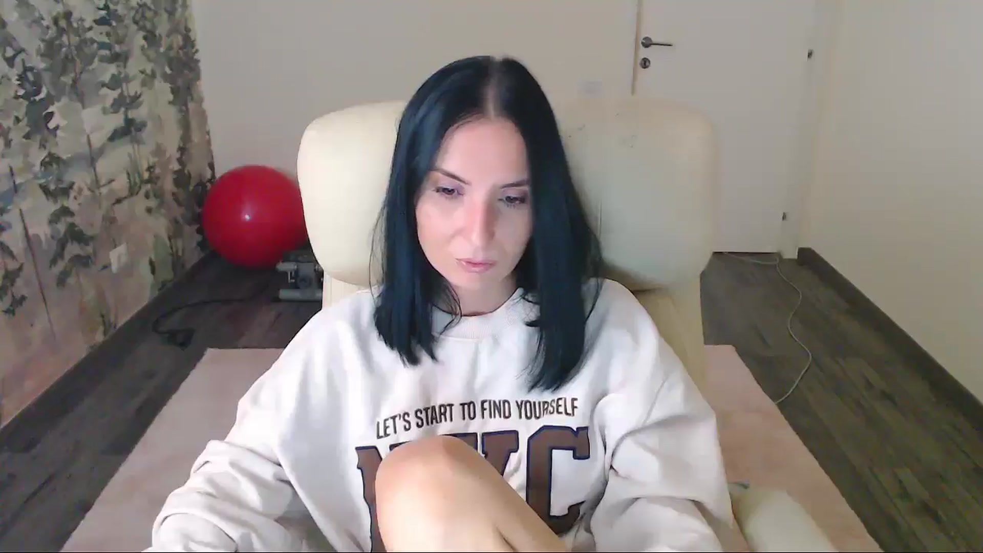 Gallery image thumbnail from NerdyDexter's myfreecams stream on, 12/02/2024, 19:56 image 11 of 20