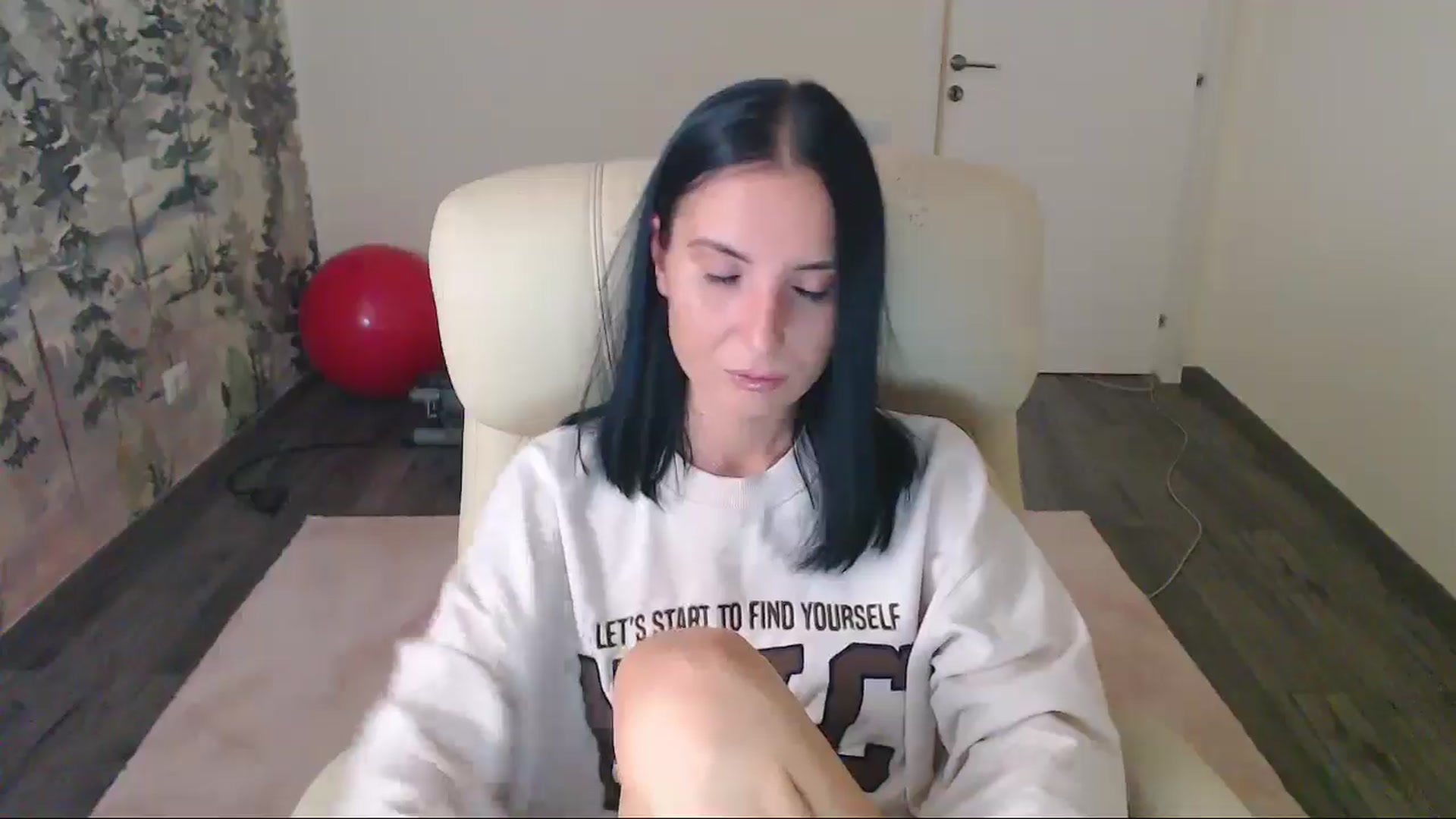 Gallery image thumbnail from NerdyDexter's myfreecams stream on, 12/02/2024, 19:56 image 3 of 20