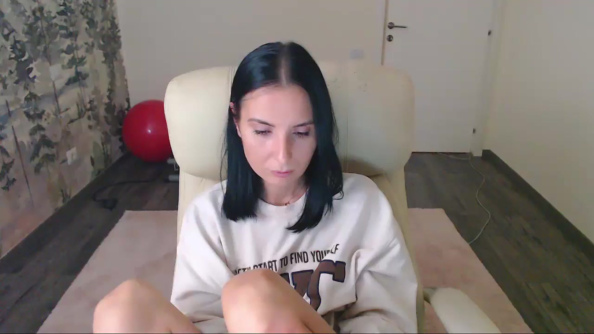 Gallery image thumbnail from NerdyDexter's myfreecams stream on, 12/02/2024, 19:56 image 17 of 20