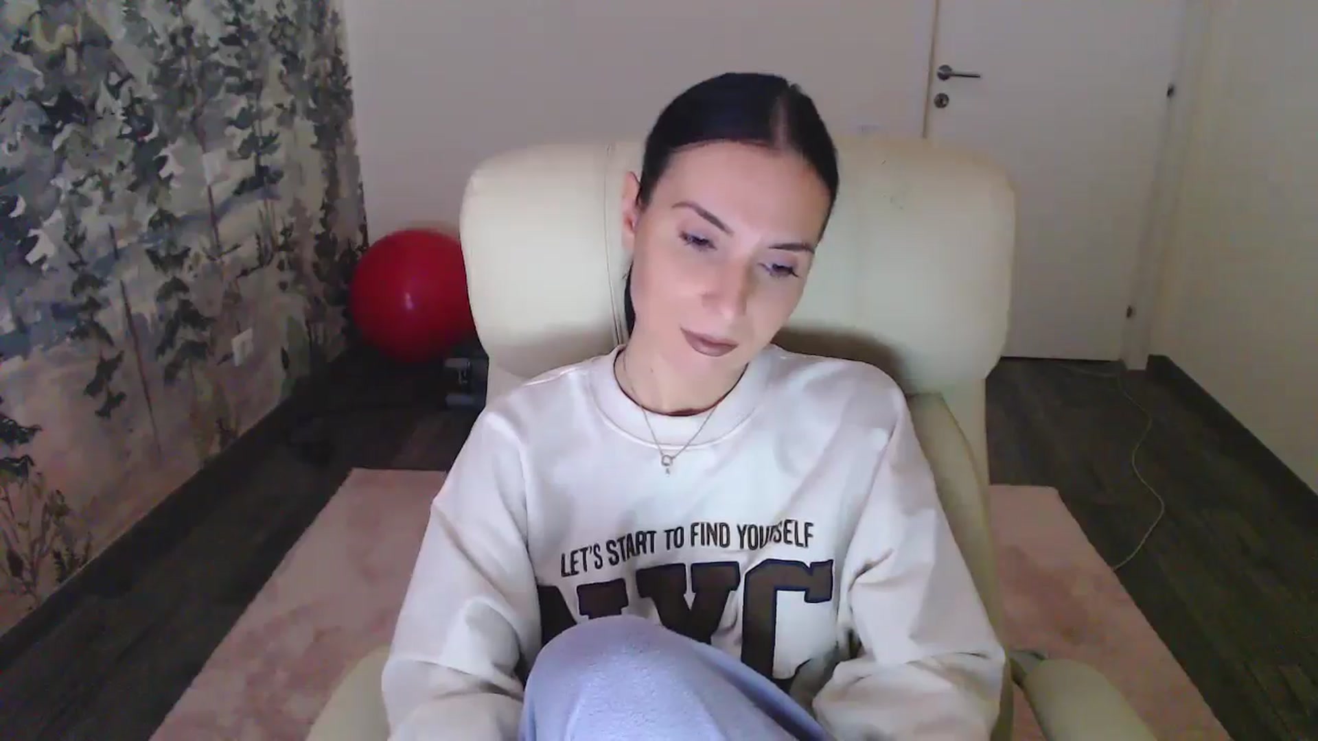 Gallery image thumbnail from NerdyDexter's myfreecams stream on, 12/03/2024, 12:56 image 16 of 20