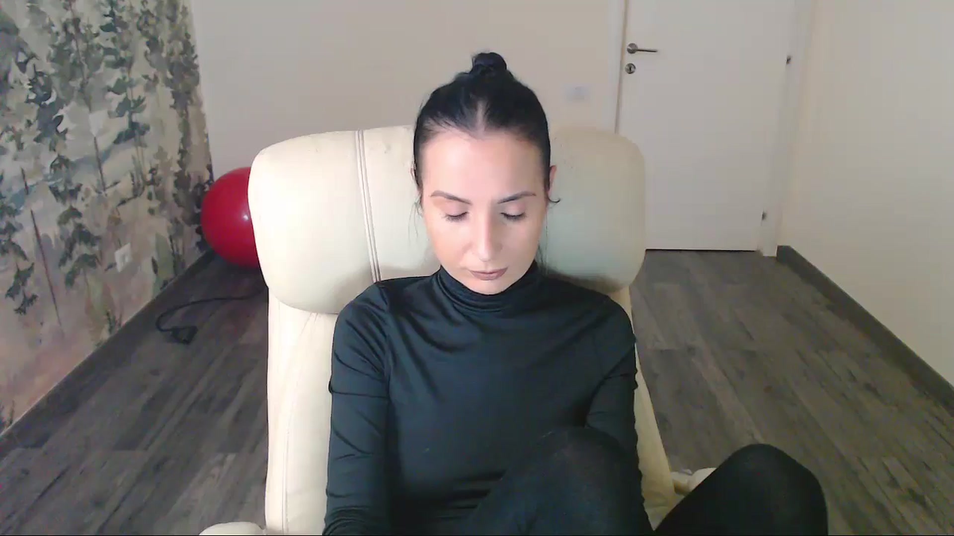 Gallery image thumbnail from NerdyDexter's myfreecams stream on, 12/06/2024, 20:02 image 6 of 20