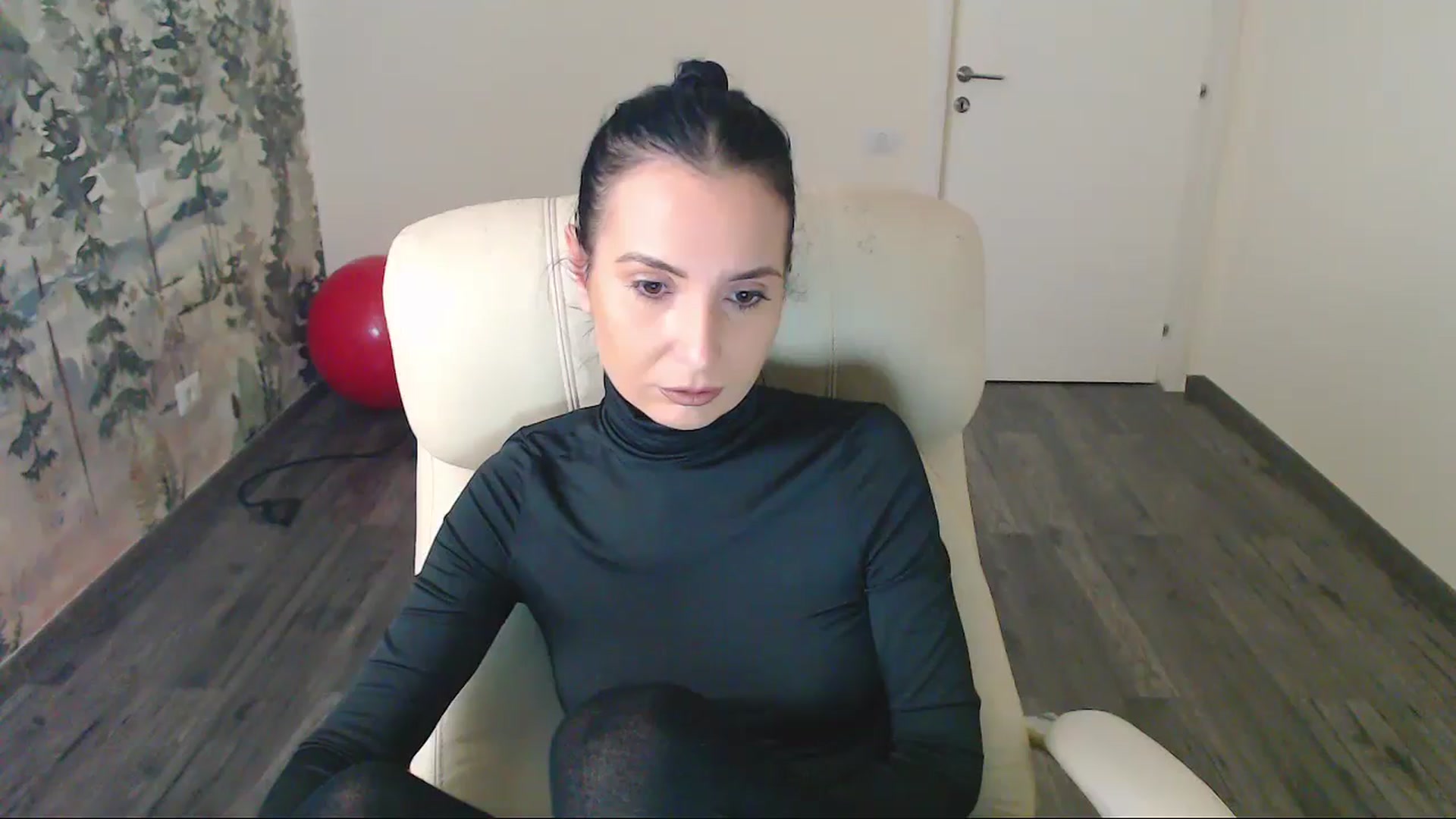 Gallery image thumbnail from NerdyDexter's myfreecams stream on, 12/06/2024, 20:02 image 10 of 20
