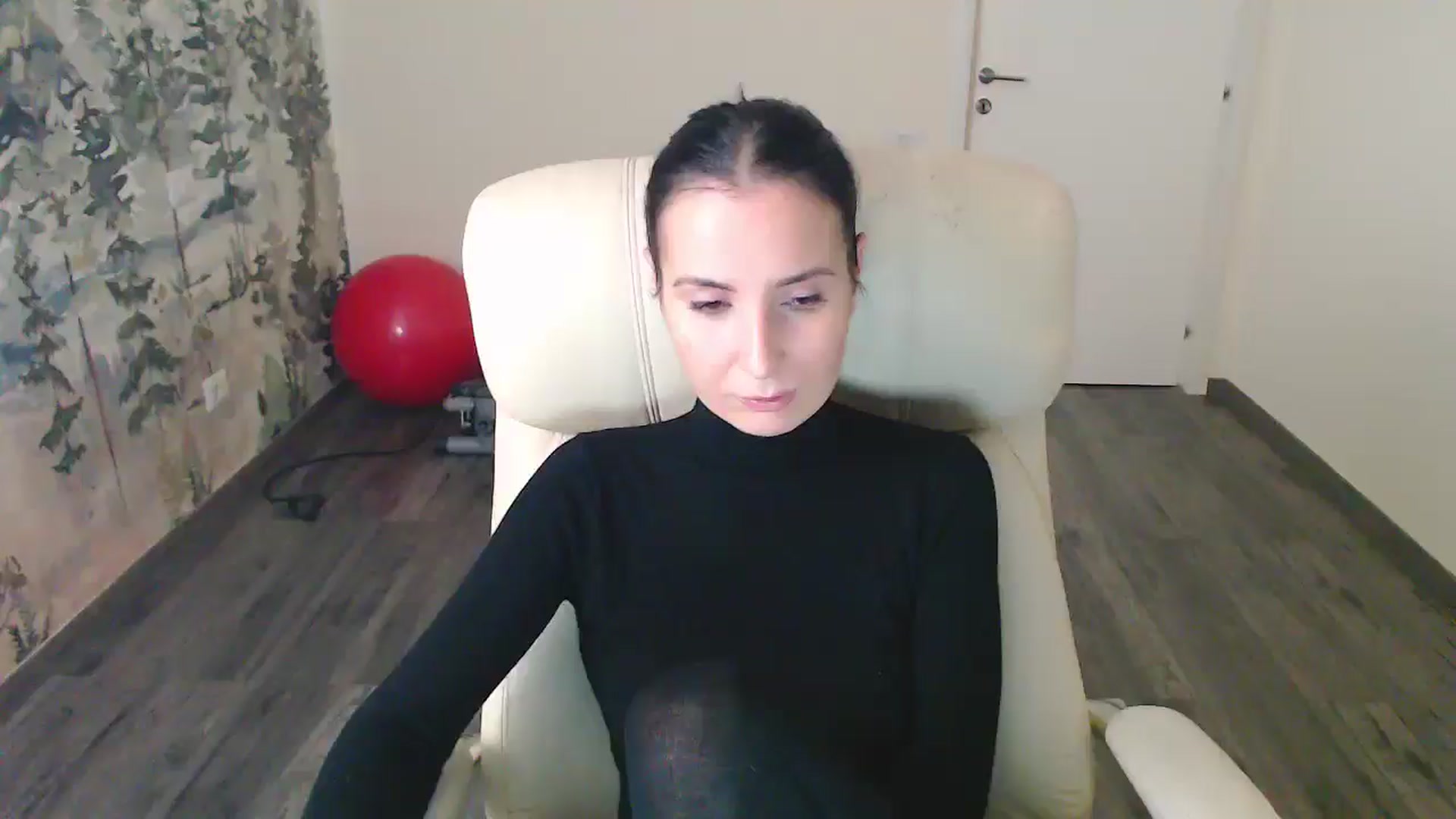 Gallery image thumbnail from NerdyDexter's myfreecams stream on, 12/09/2024, 20:00 image 2 of 20