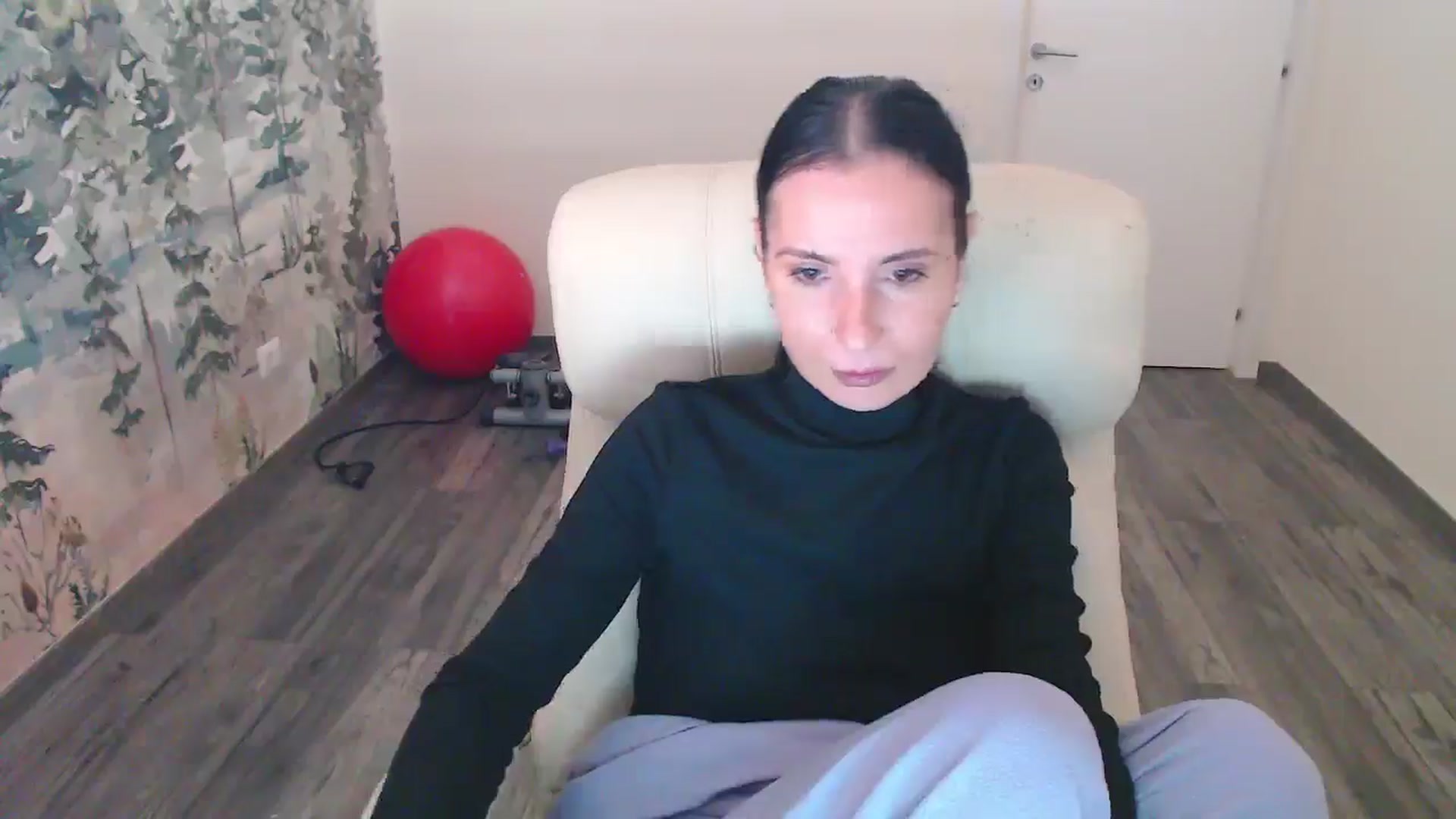 Gallery image thumbnail from NerdyDexter's myfreecams stream on, 12/14/2024, 11:21 image 19 of 20