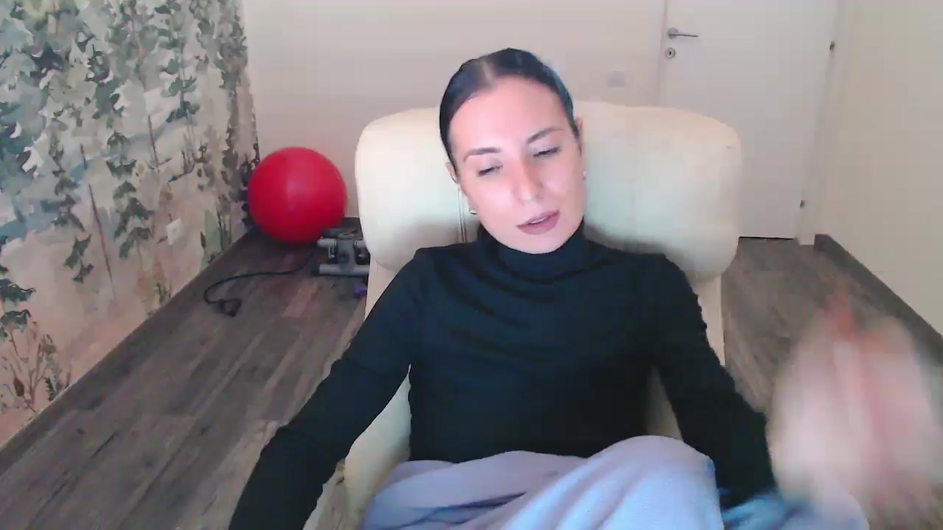 Gallery image thumbnail from NerdyDexter's myfreecams stream on, 12/14/2024, 11:21 image 14 of 20