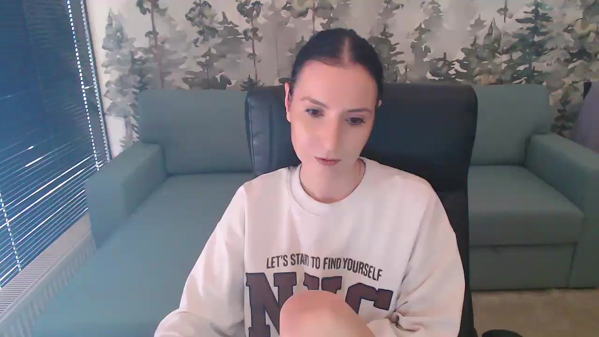Gallery image thumbnail from NerdyDexter's myfreecams stream on, 01/11/2025, 12:50 image 16 of 20