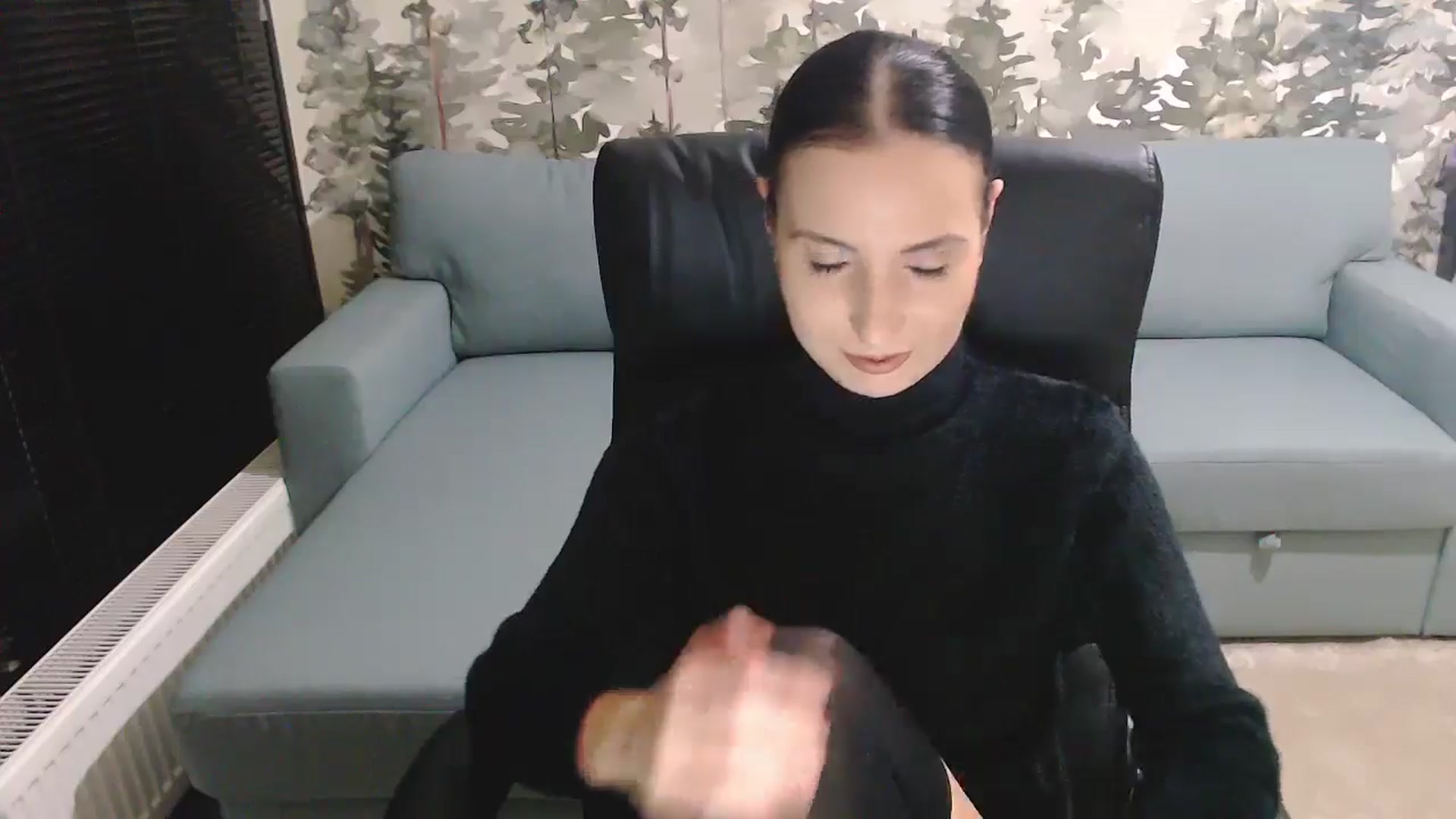 Gallery image thumbnail from NerdyDexter's myfreecams stream on, 01/13/2025, 18:19 image 16 of 20