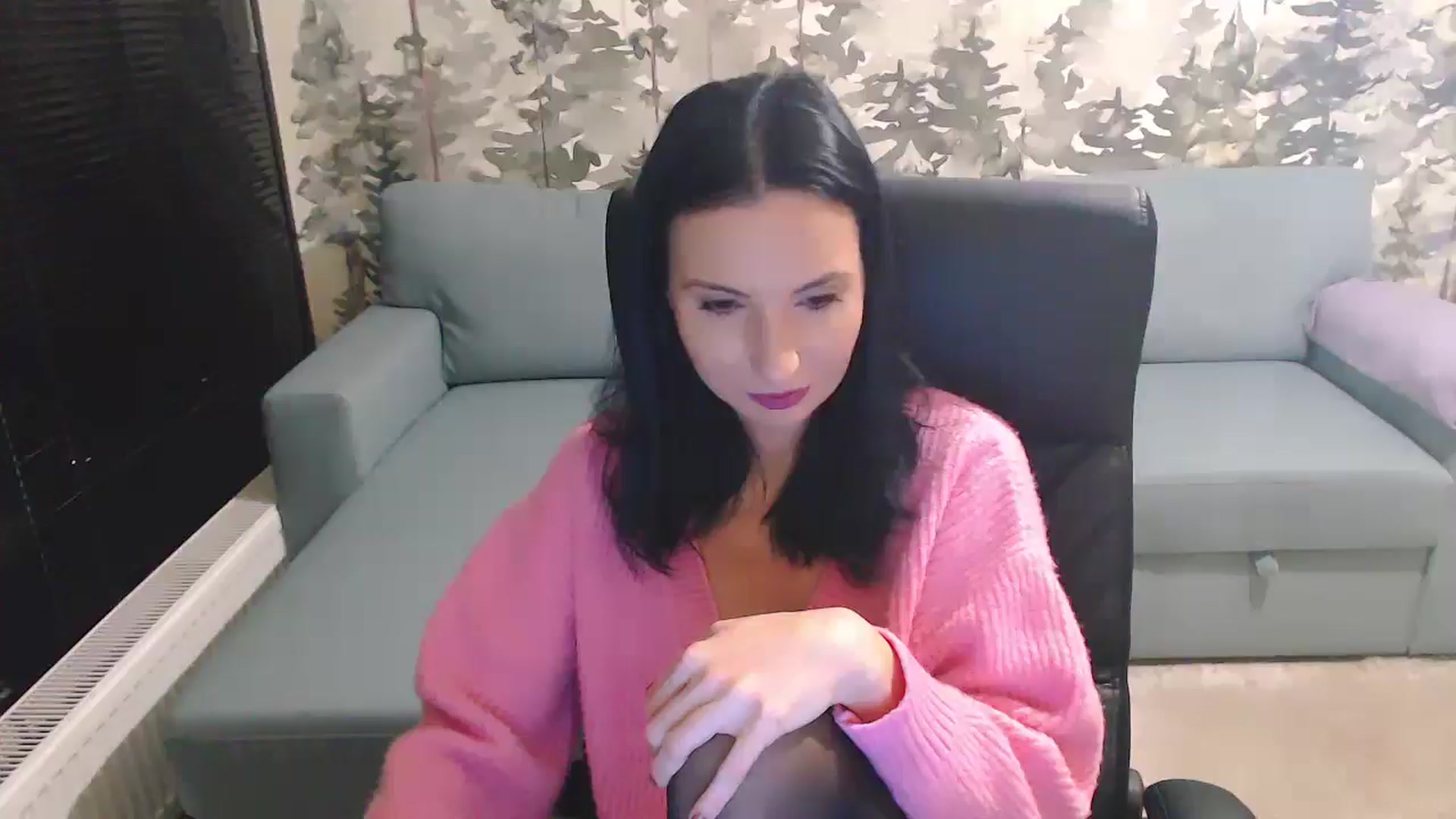 Gallery image thumbnail from NerdyDexter's myfreecams stream on, 02/18/2025, 17:21 image 12 of 20