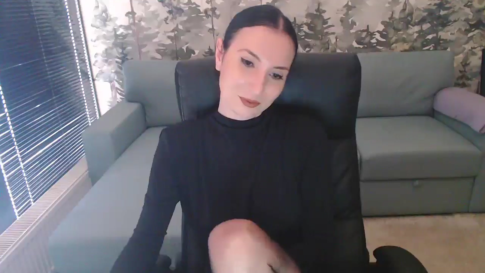 Gallery image thumbnail from NerdyDexter's myfreecams stream on, 03/11/2025, 13:05 image 12 of 20