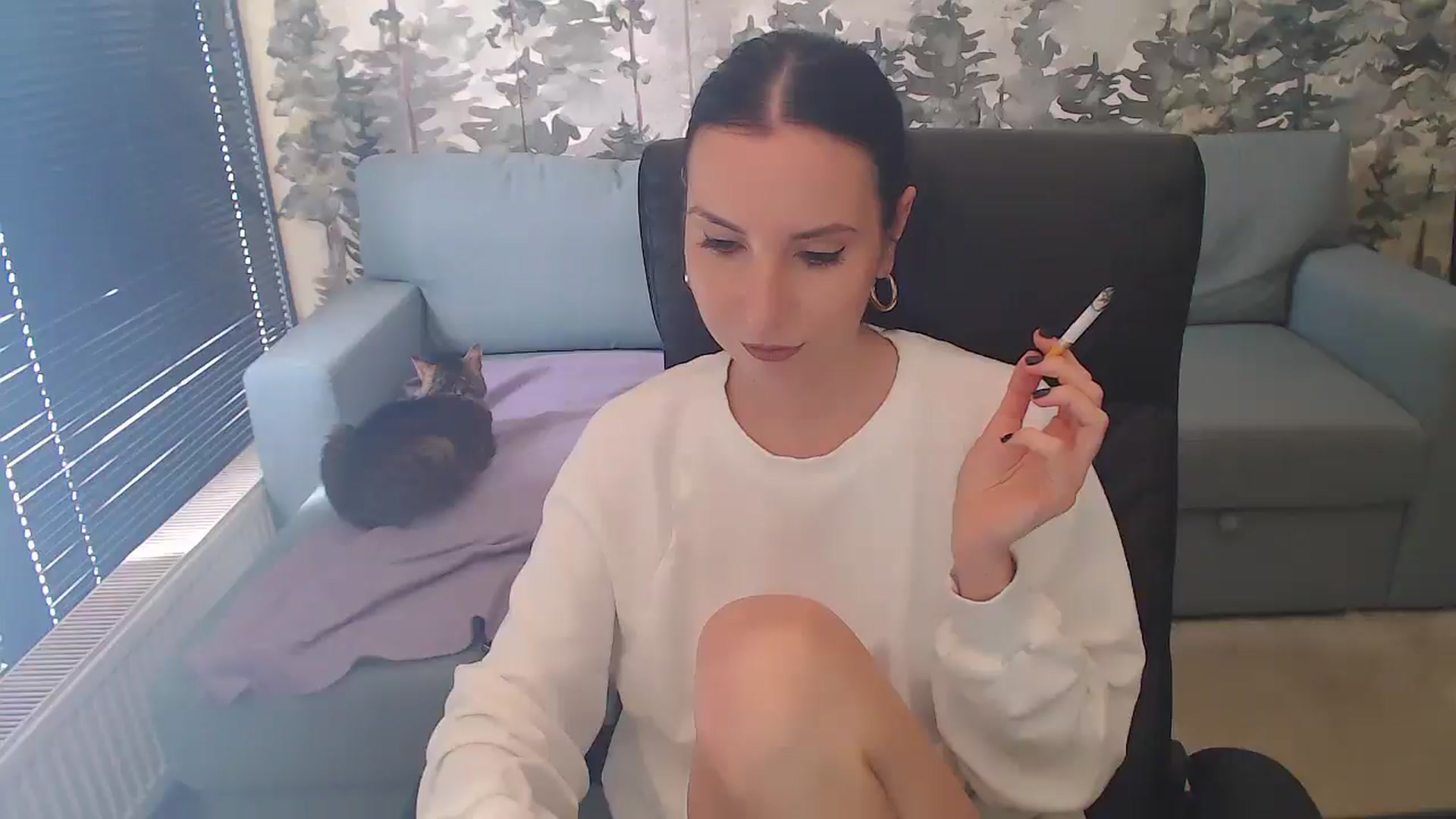 Gallery image thumbnail from NerdyDexter's myfreecams stream on, 04/13/2025, 11:43 image 4 of 20