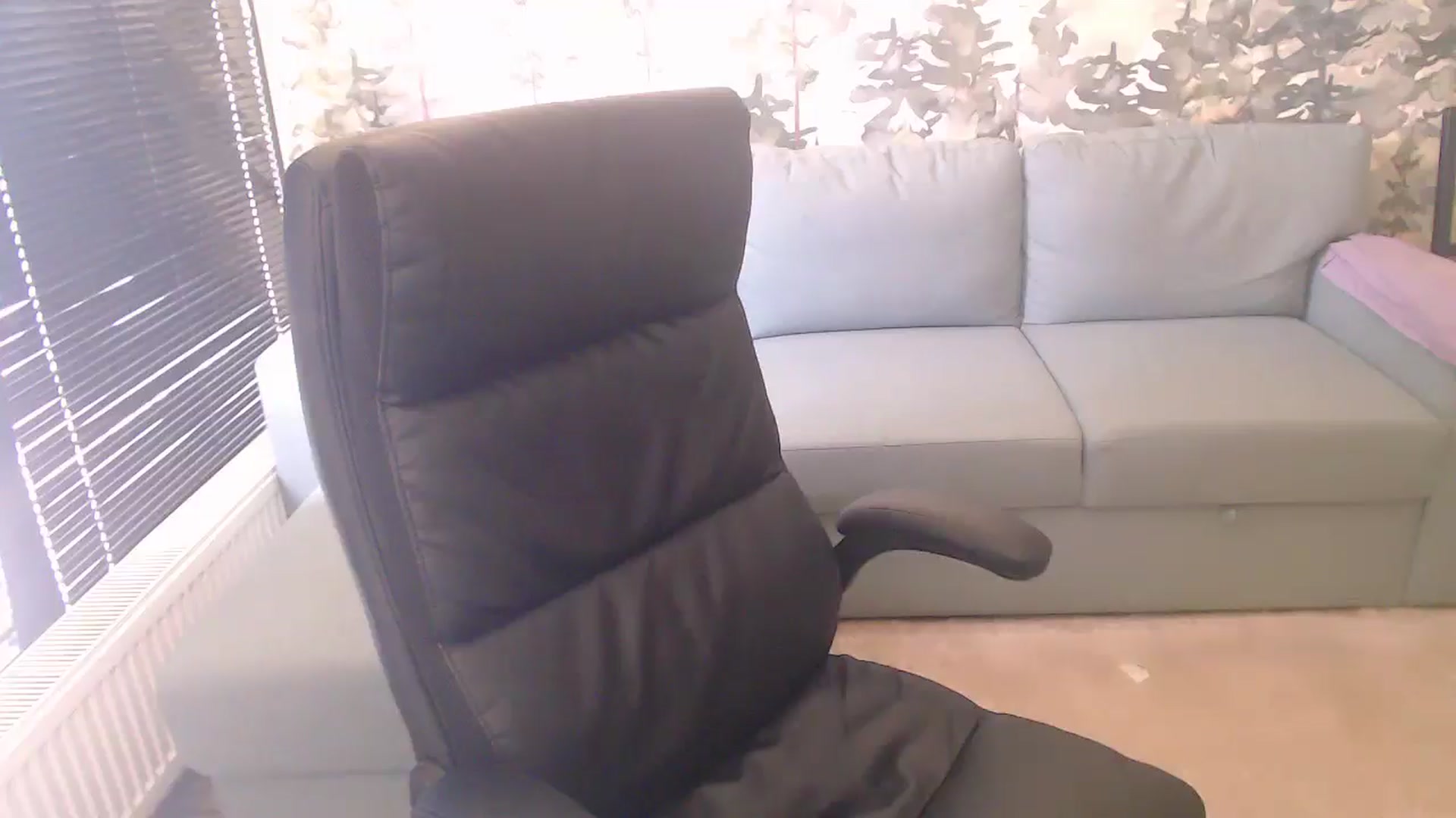 Gallery image thumbnail from NerdyDexter's myfreecams stream on, 07/19/2025, 10:57 image 15 of 20