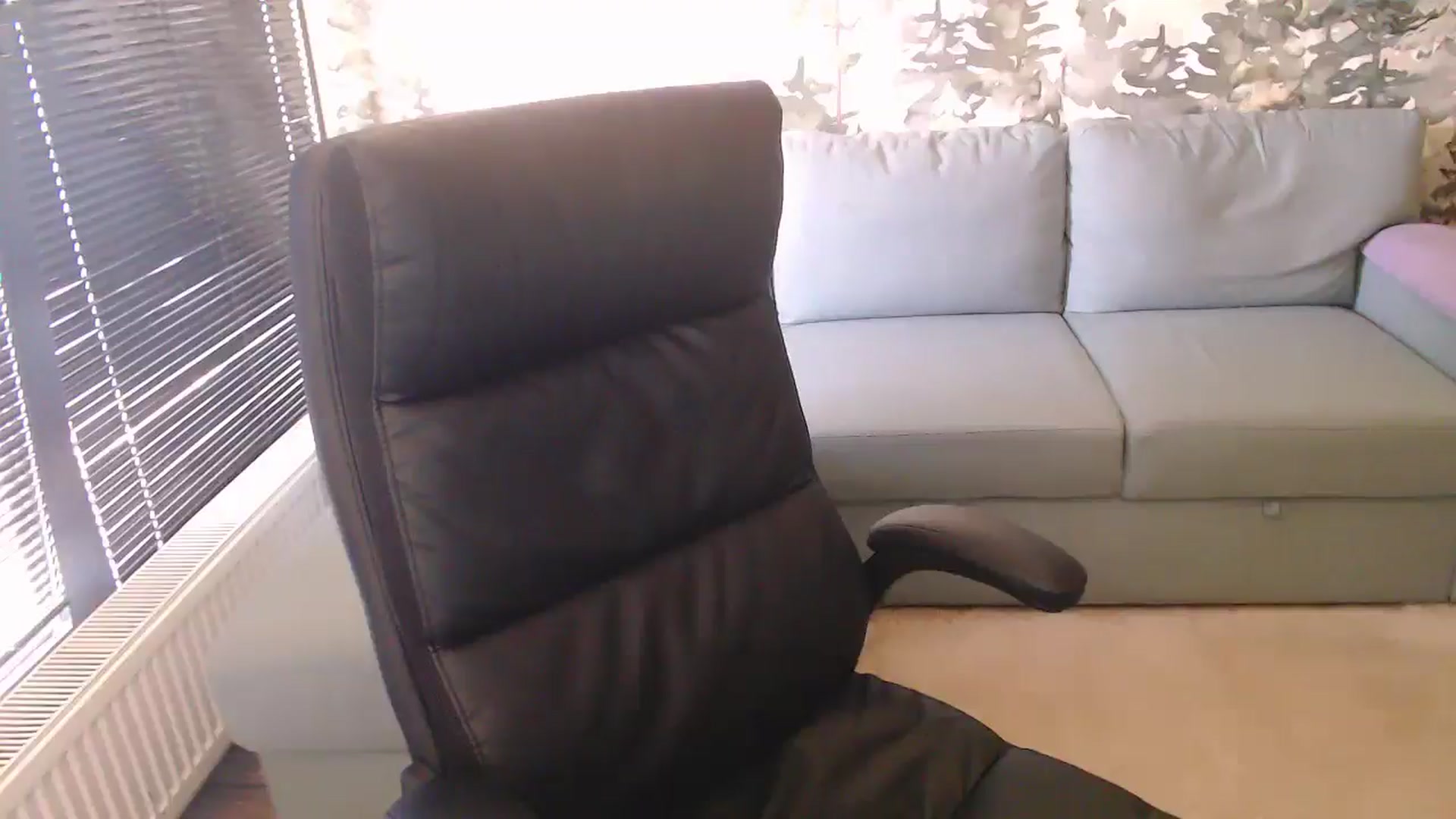 Gallery image thumbnail from NerdyDexter's myfreecams stream on, 08/12/2025, 15:33 image 7 of 20