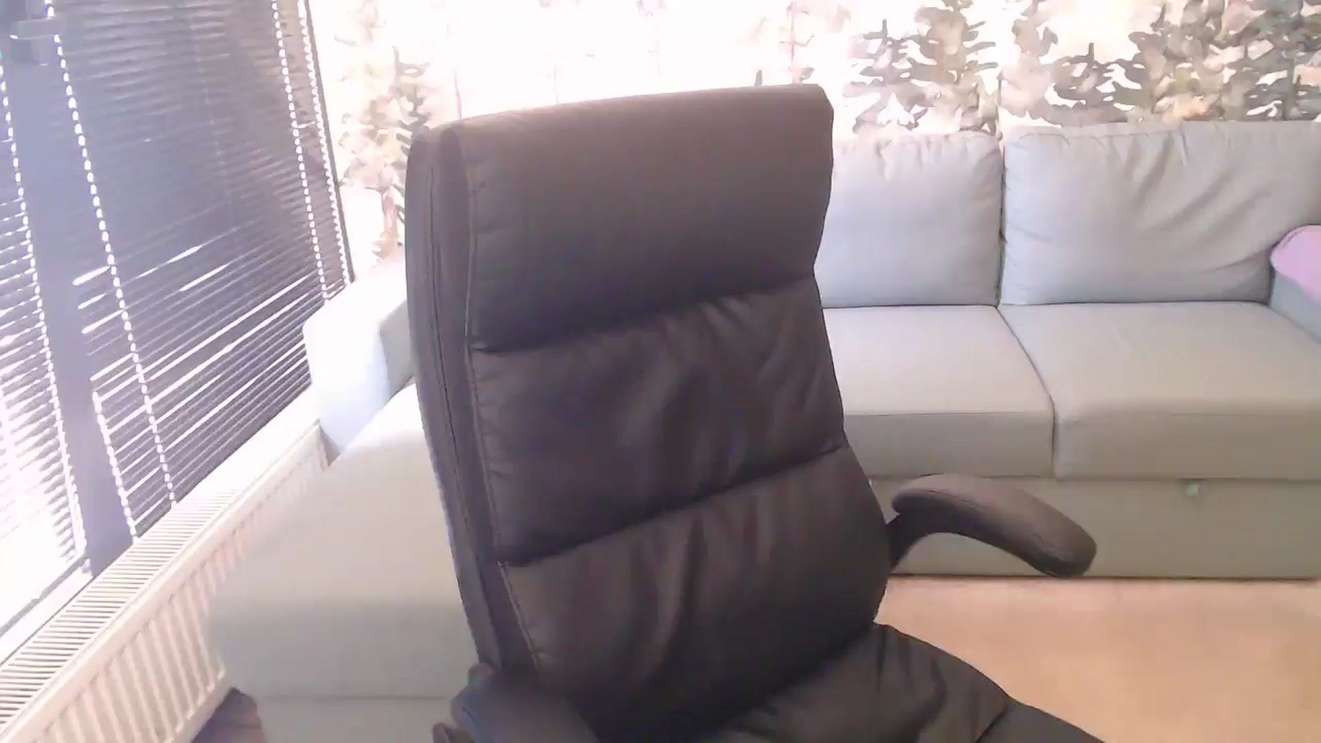 Gallery image thumbnail from NerdyDexter's myfreecams stream on, 08/16/2025, 10:29 image 3 of 20