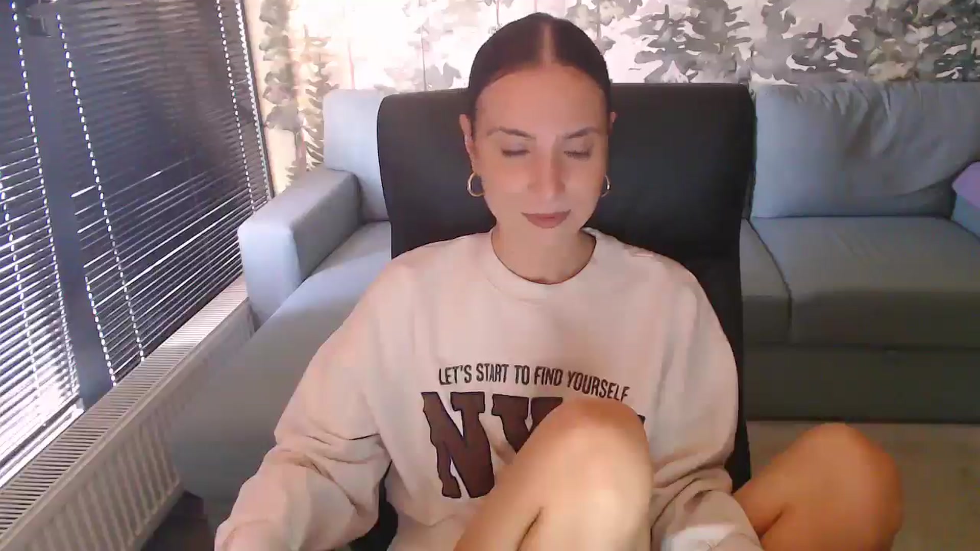Gallery image thumbnail from NerdyDexter's myfreecams stream on, 08/25/2025, 16:10 image 19 of 20