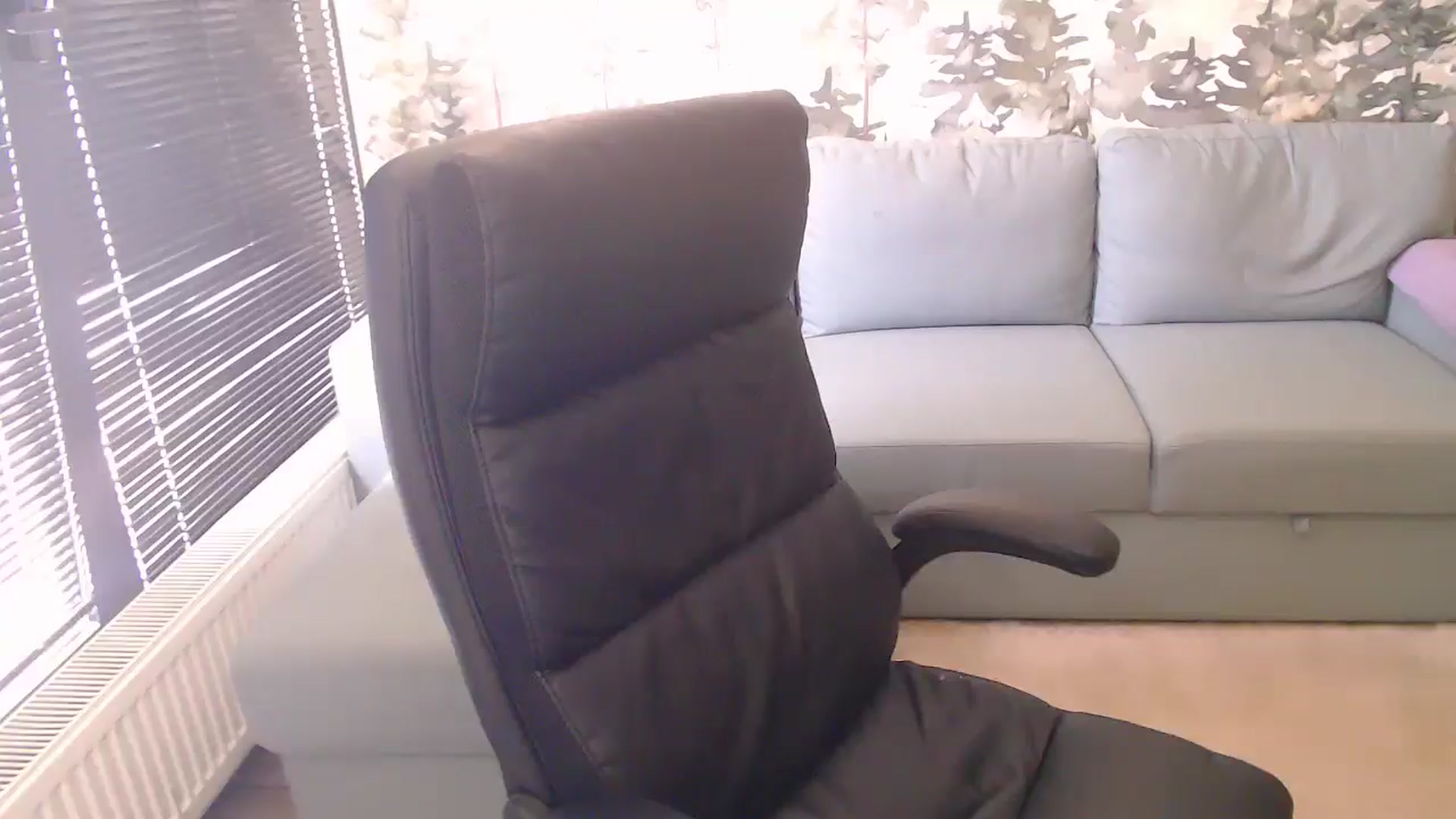 Gallery image thumbnail from NerdyDexter's myfreecams stream on, 09/06/2025, 10:09 image 14 of 20