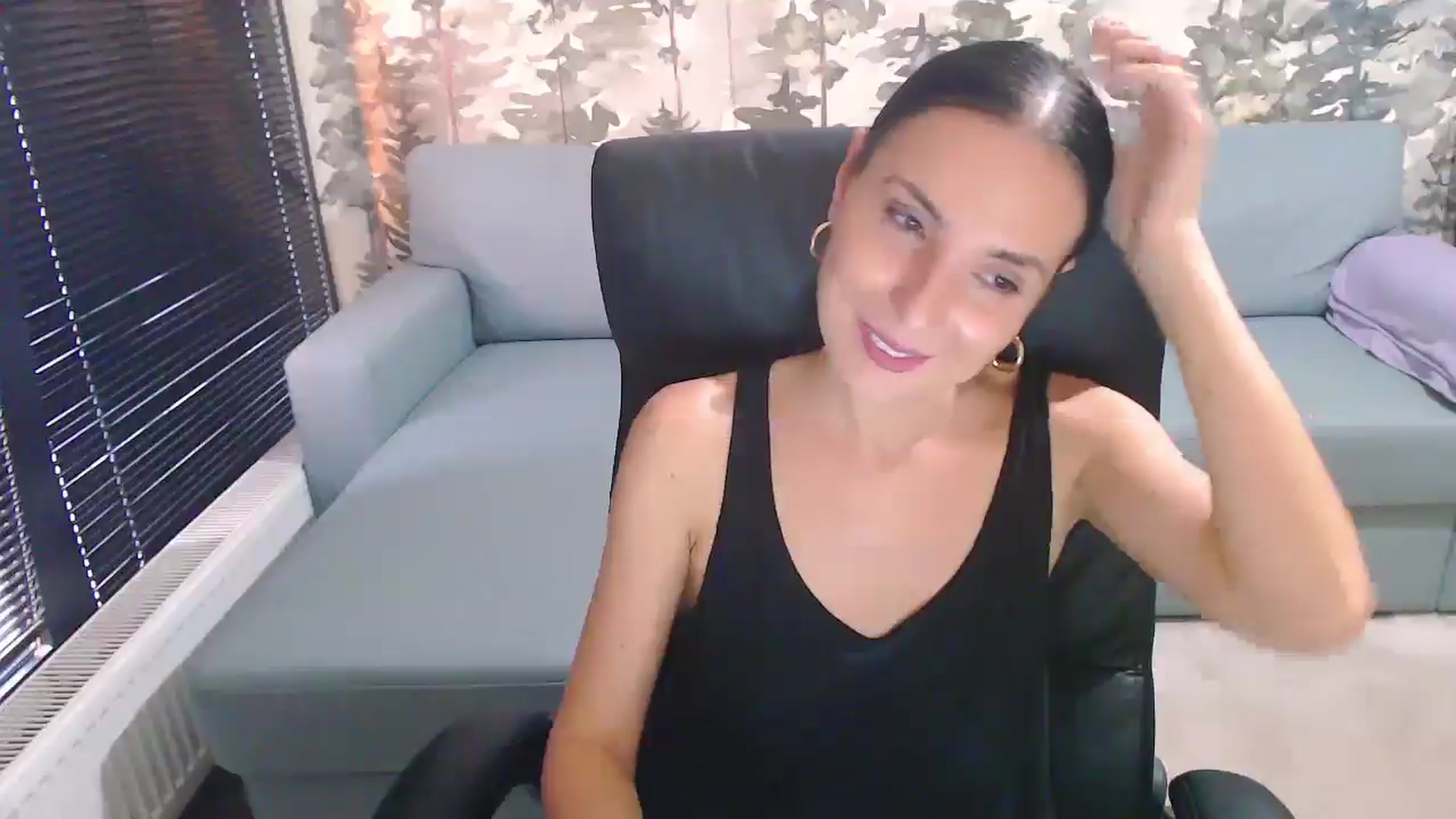 Gallery image thumbnail from NerdyDexter's myfreecams stream on, 09/09/2025, 17:02 image 13 of 20