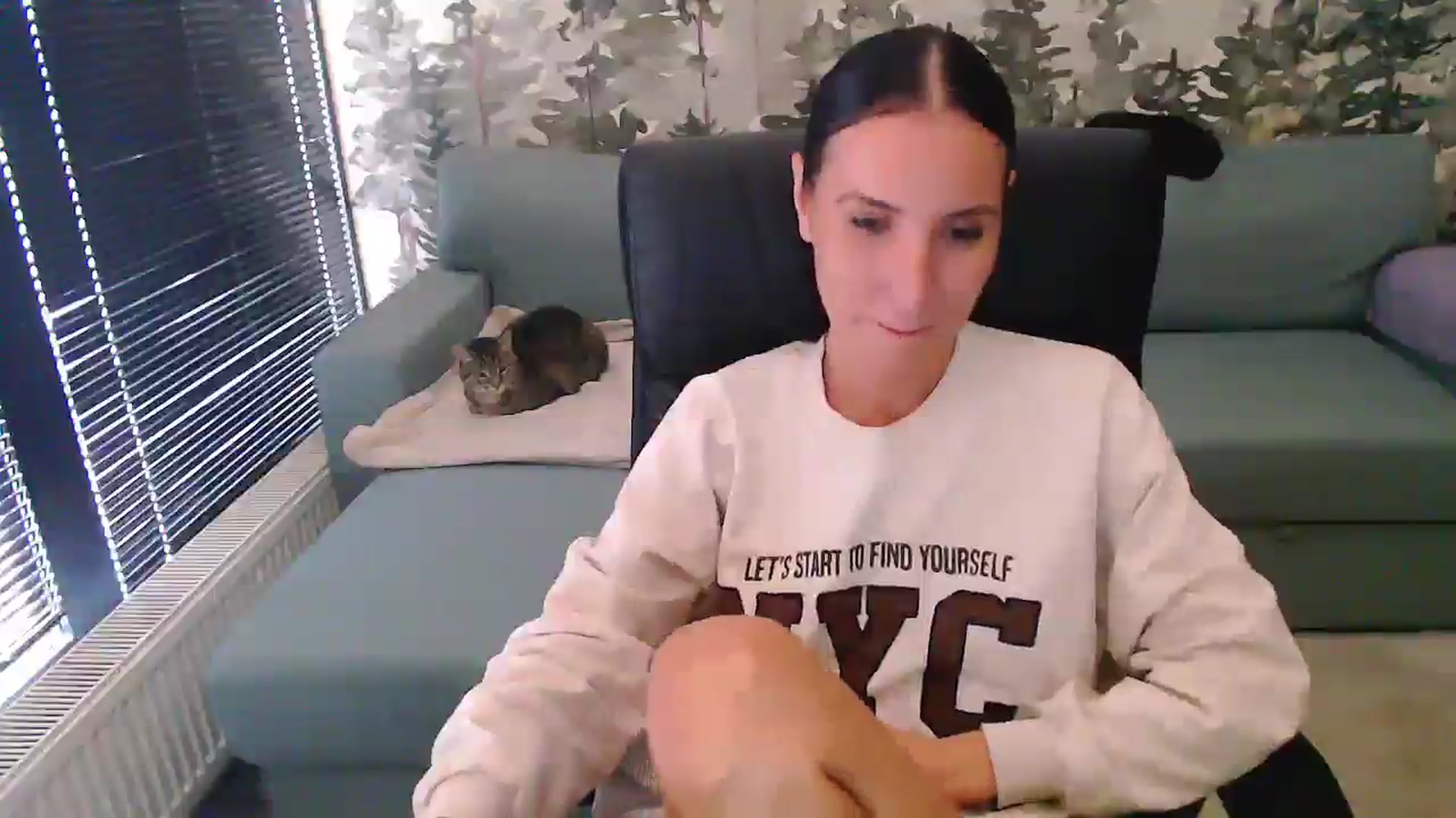 Gallery image thumbnail from NerdyDexter's myfreecams stream on, 10/14/2025, 10:35 image 5 of 20