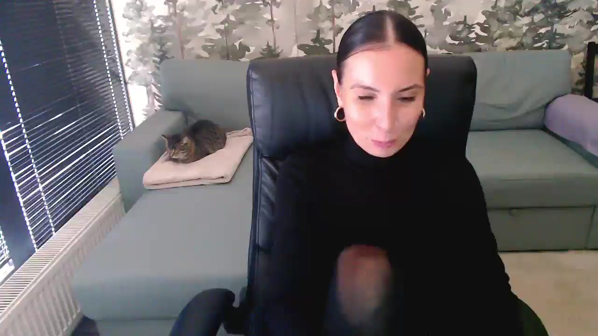 Gallery image thumbnail from NerdyDexter's myfreecams stream on, 10/18/2025, 12:16 image 7 of 20